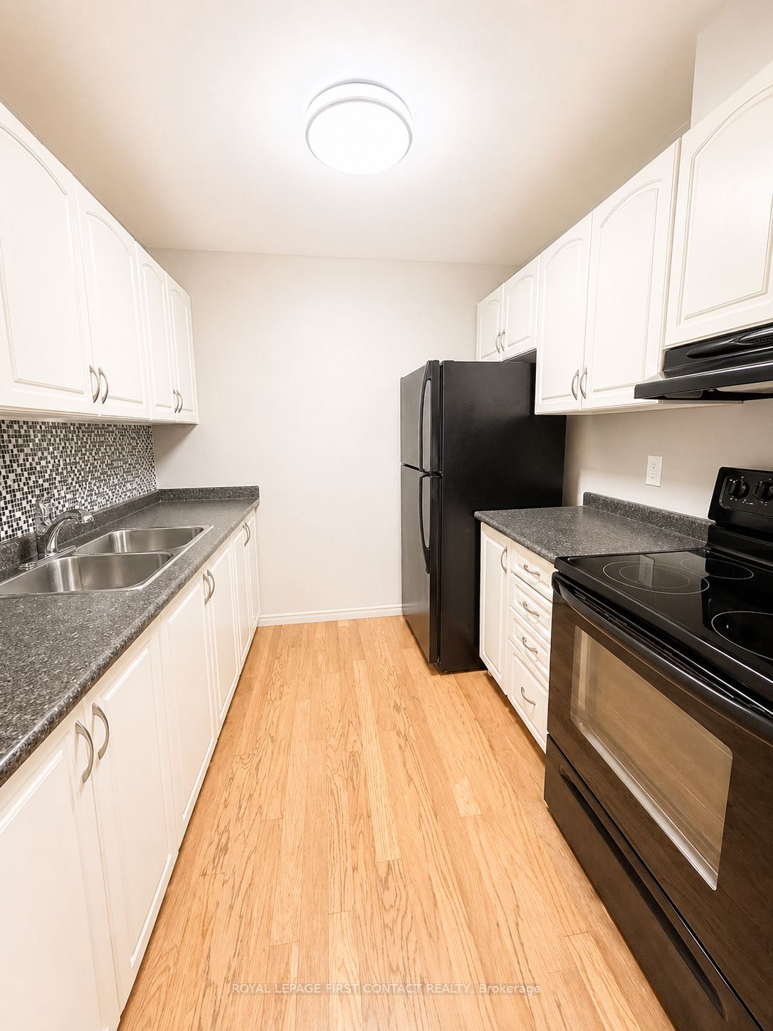 179 Edgehill Drive B7 Property Photo 6