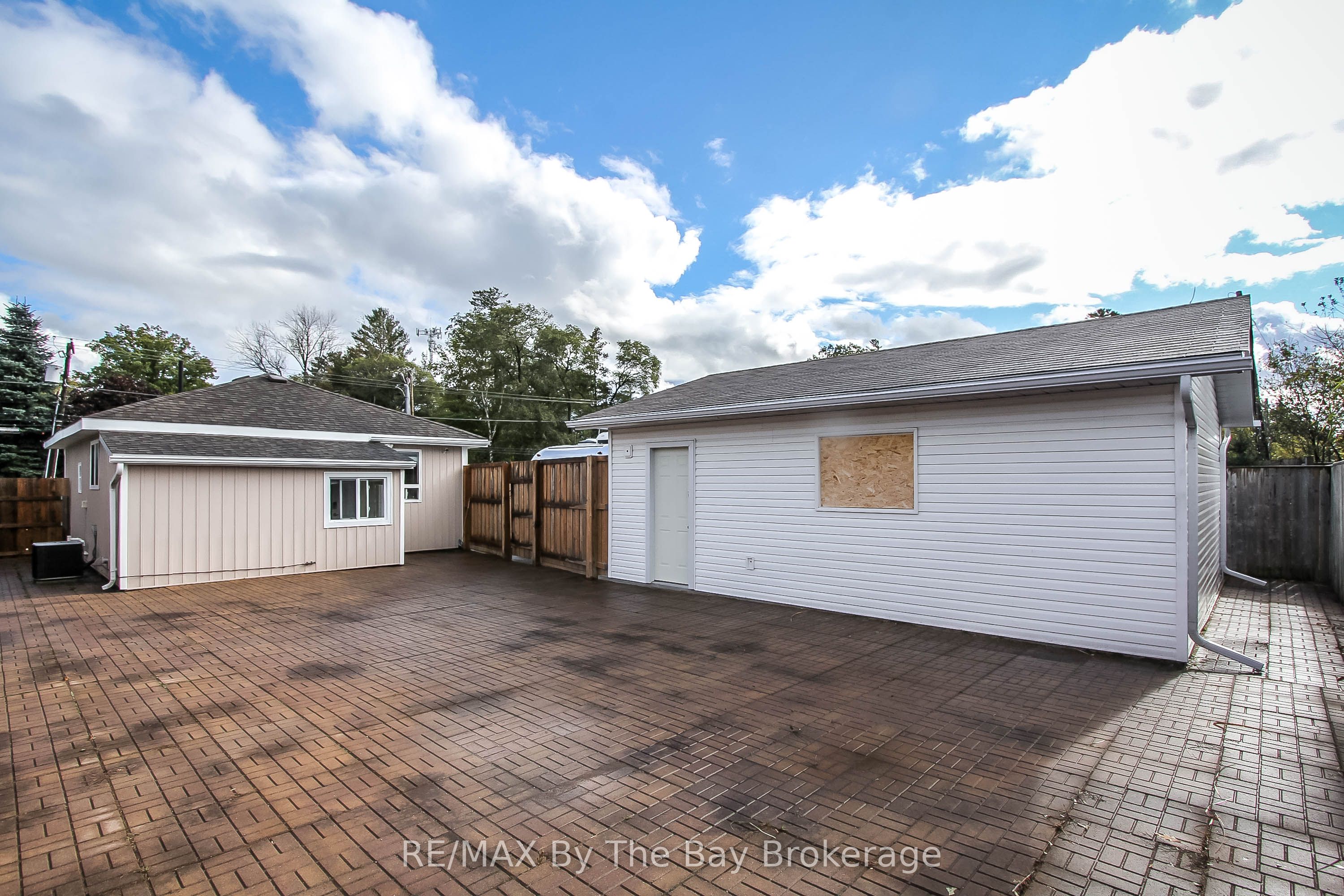 24 Glenwood Drive Property Photo 29