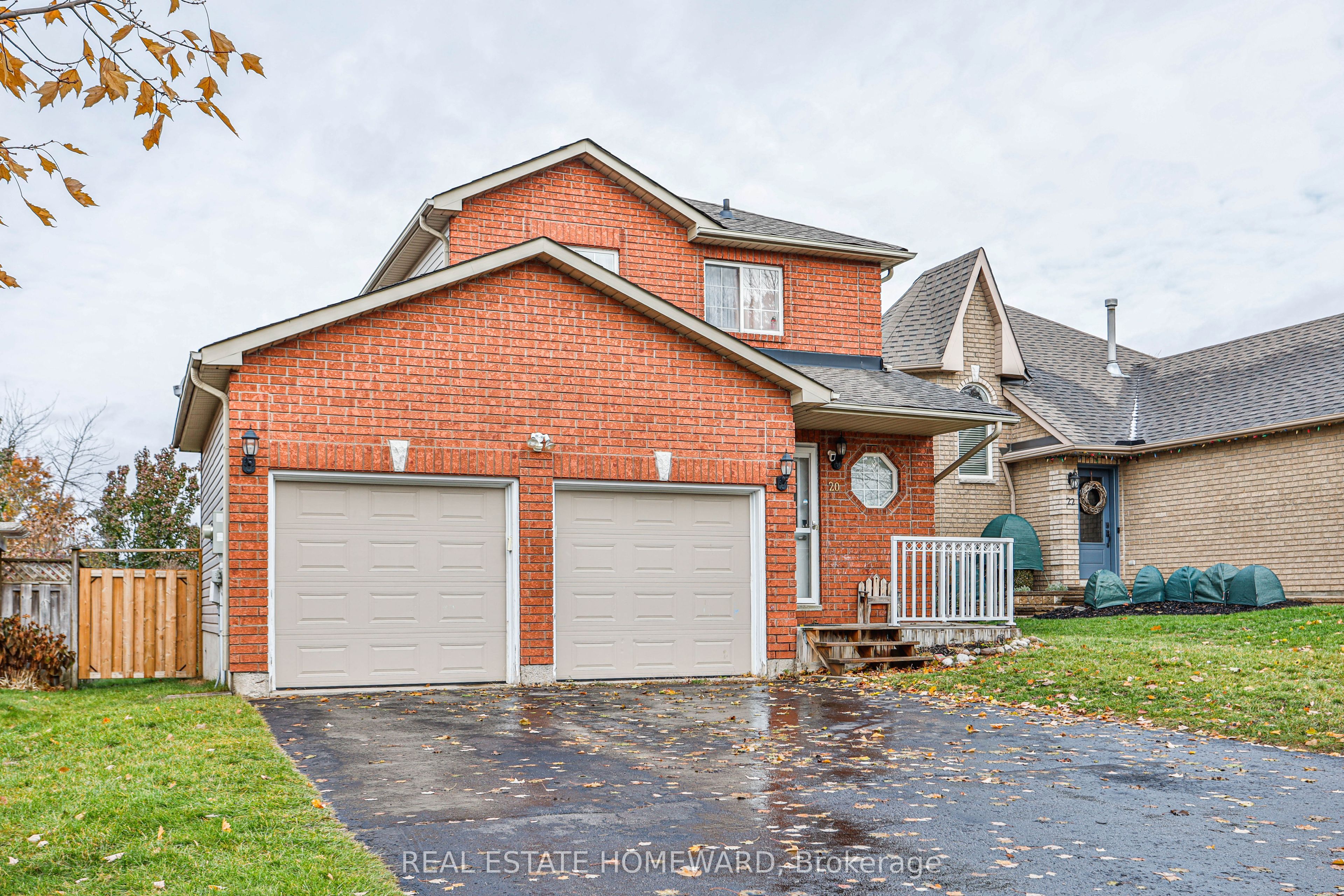 20 MASTERS Drive Property Photo 1