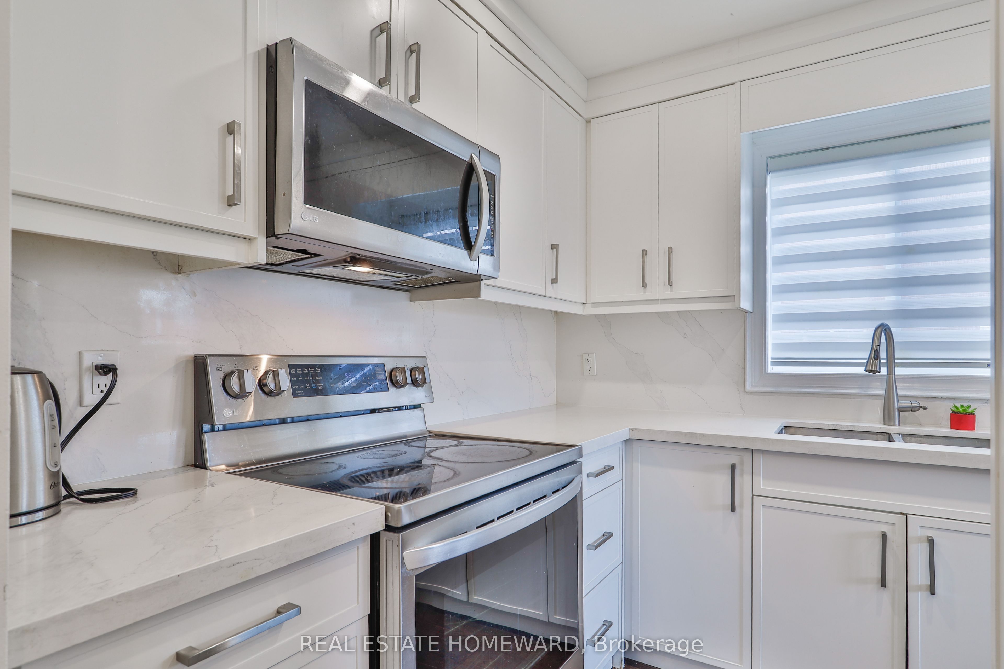 20 Masters Drive Property Photo 9