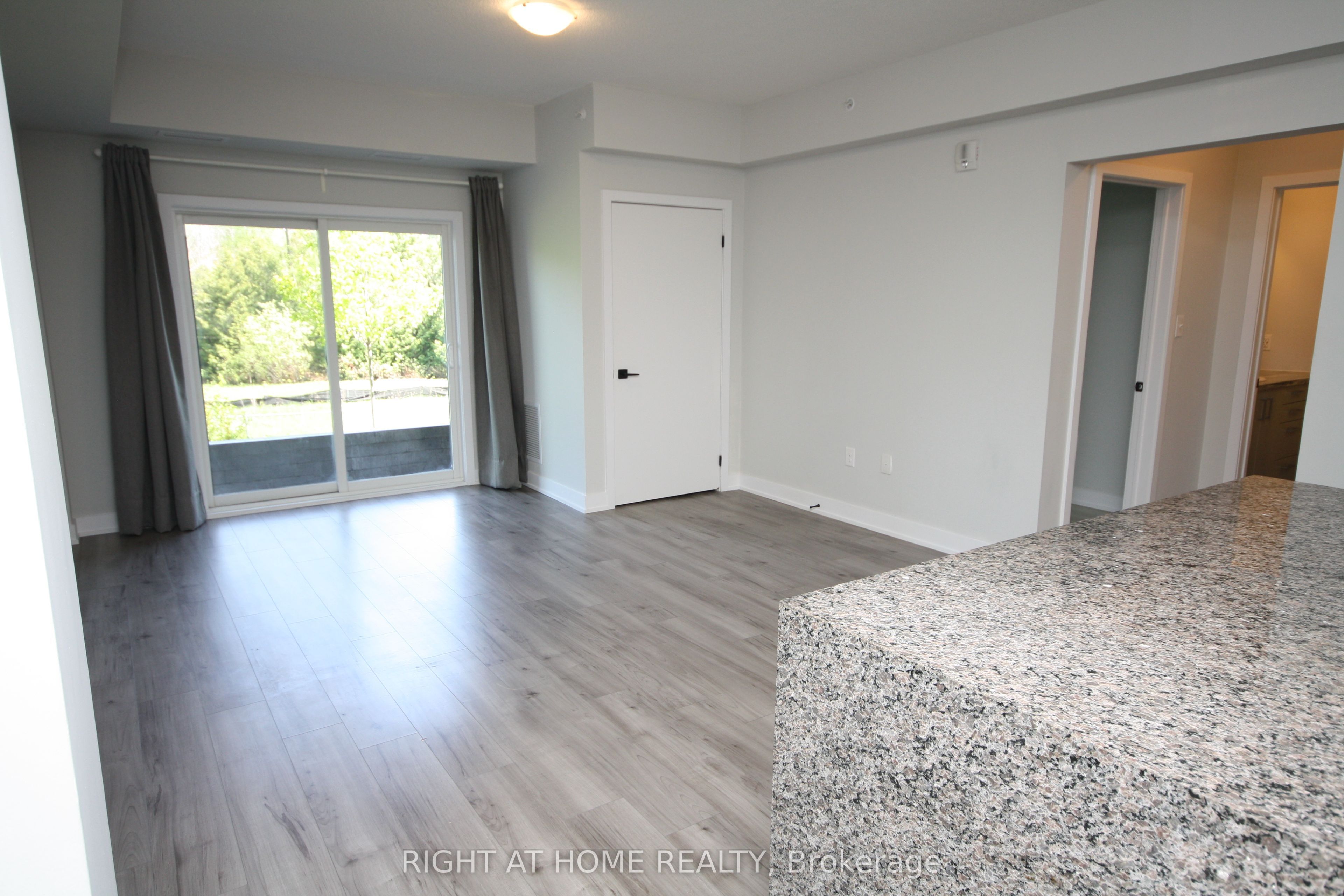 5 Chef Lane 108 Property Photo 8