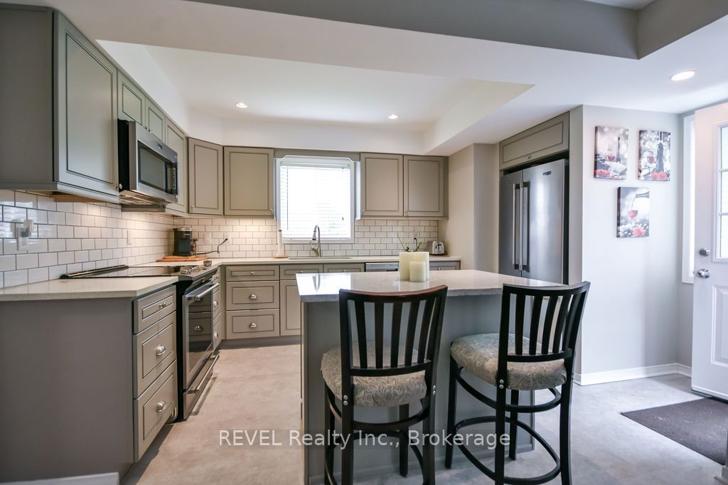 179 Luckport Crescent Property Photo 6