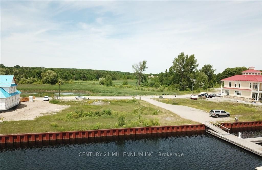 19 Dock Lane Property Photo 2