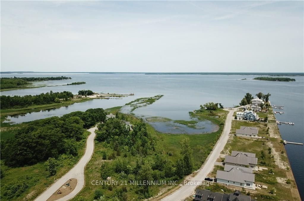 19 Dock Lane Property Photo 11