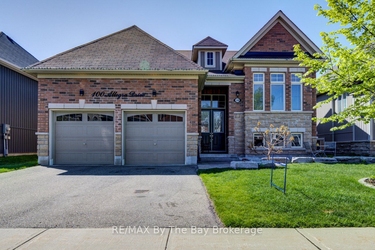 100 ALLEGRA Drive Property Photo 1