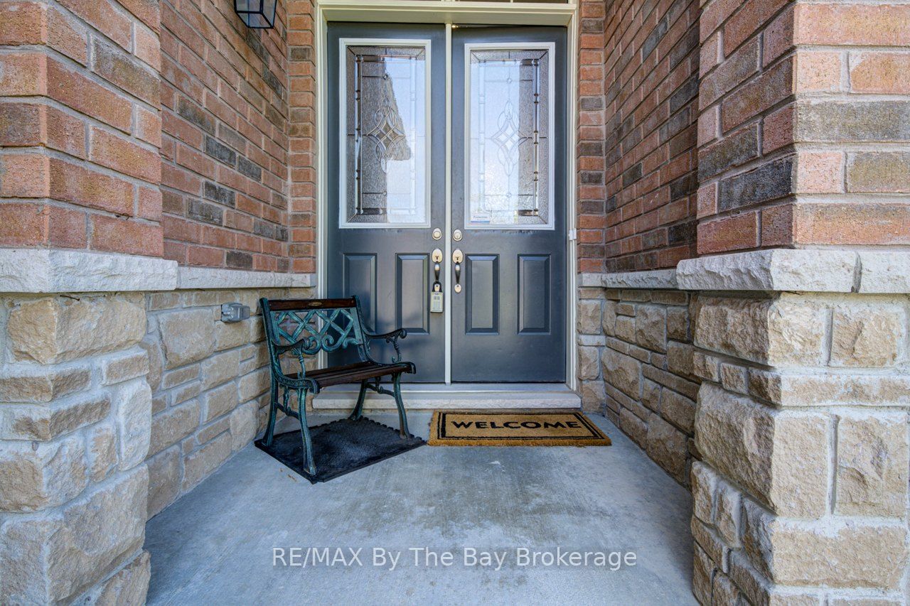 100 Allegra Drive Property Photo 4