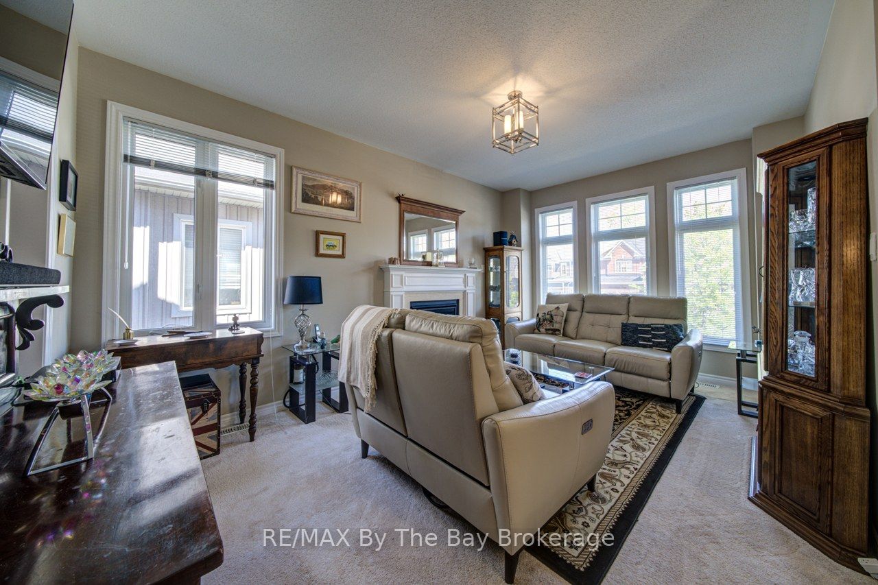 100 Allegra Drive Property Photo 6