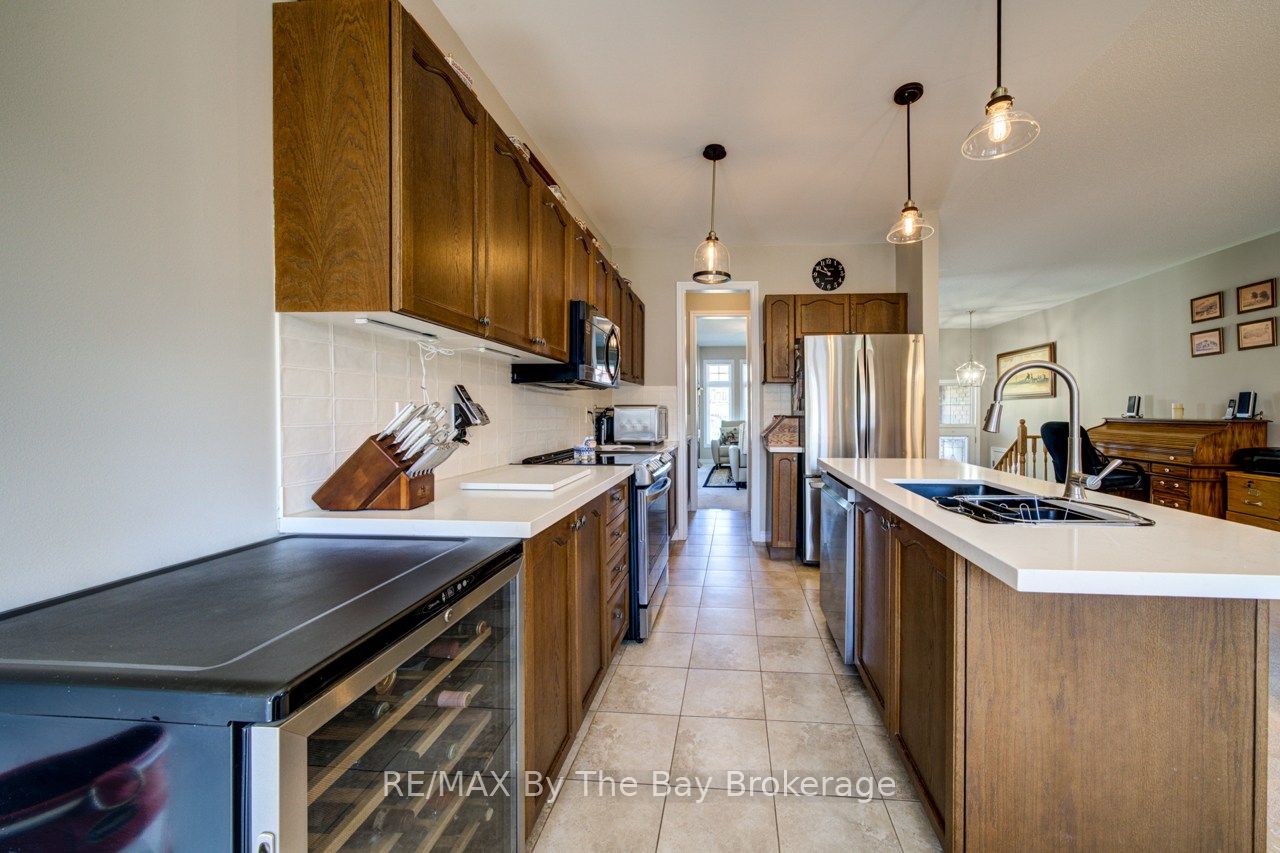 100 Allegra Drive Property Photo 14