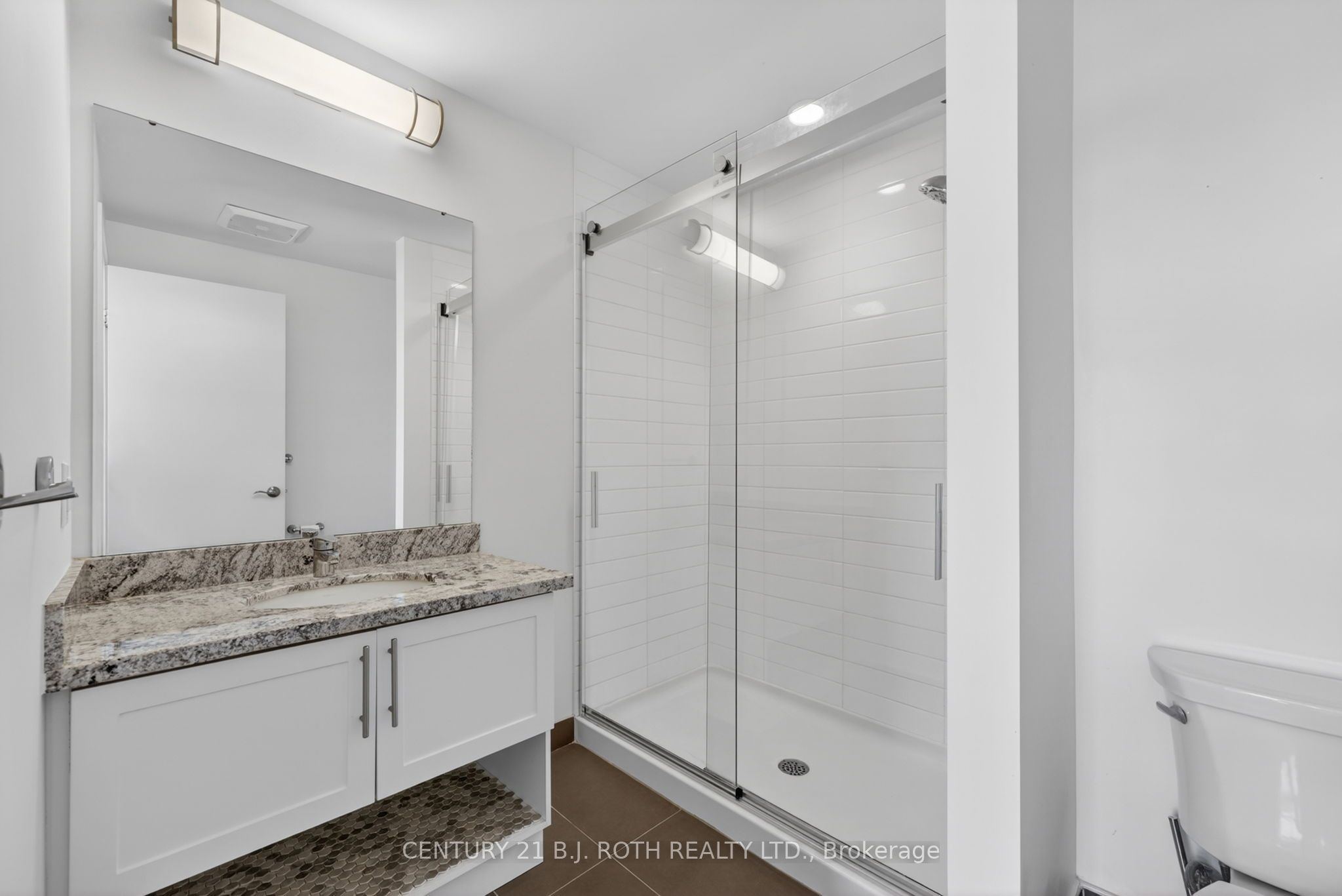 40 Horseshoe Boulevard 310 Property Photo 17