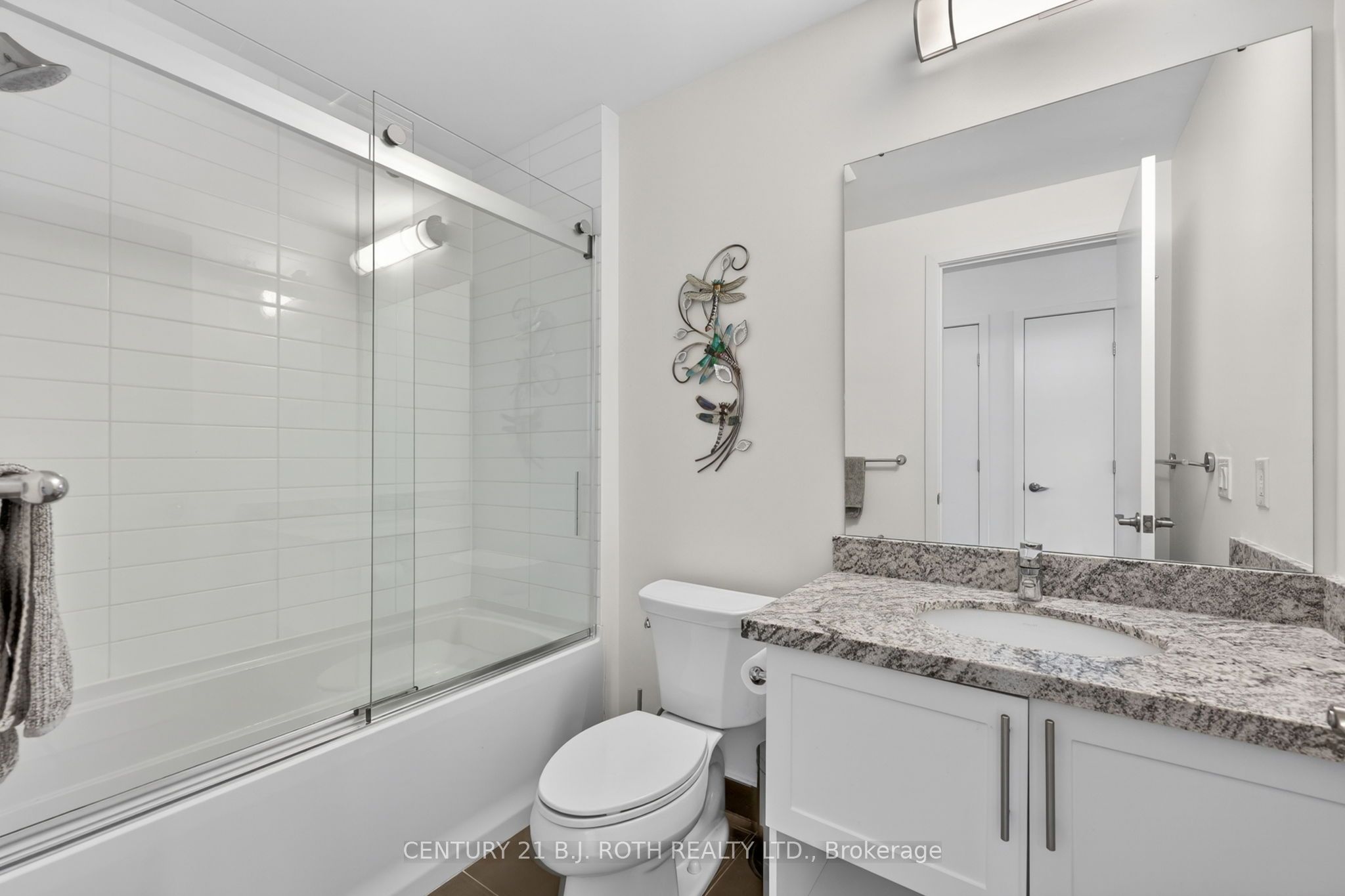 40 Horseshoe Boulevard 310 Property Photo 20