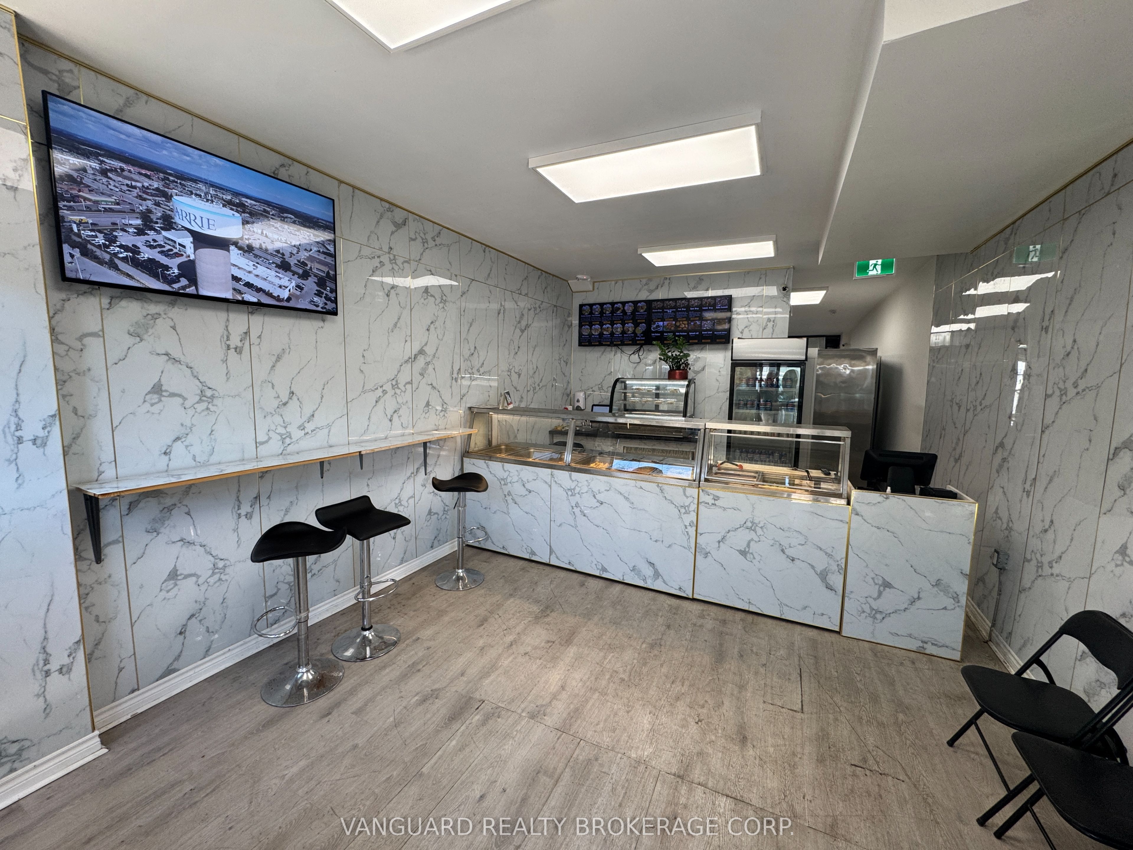 29 Dunlop Street W Property Photo 6