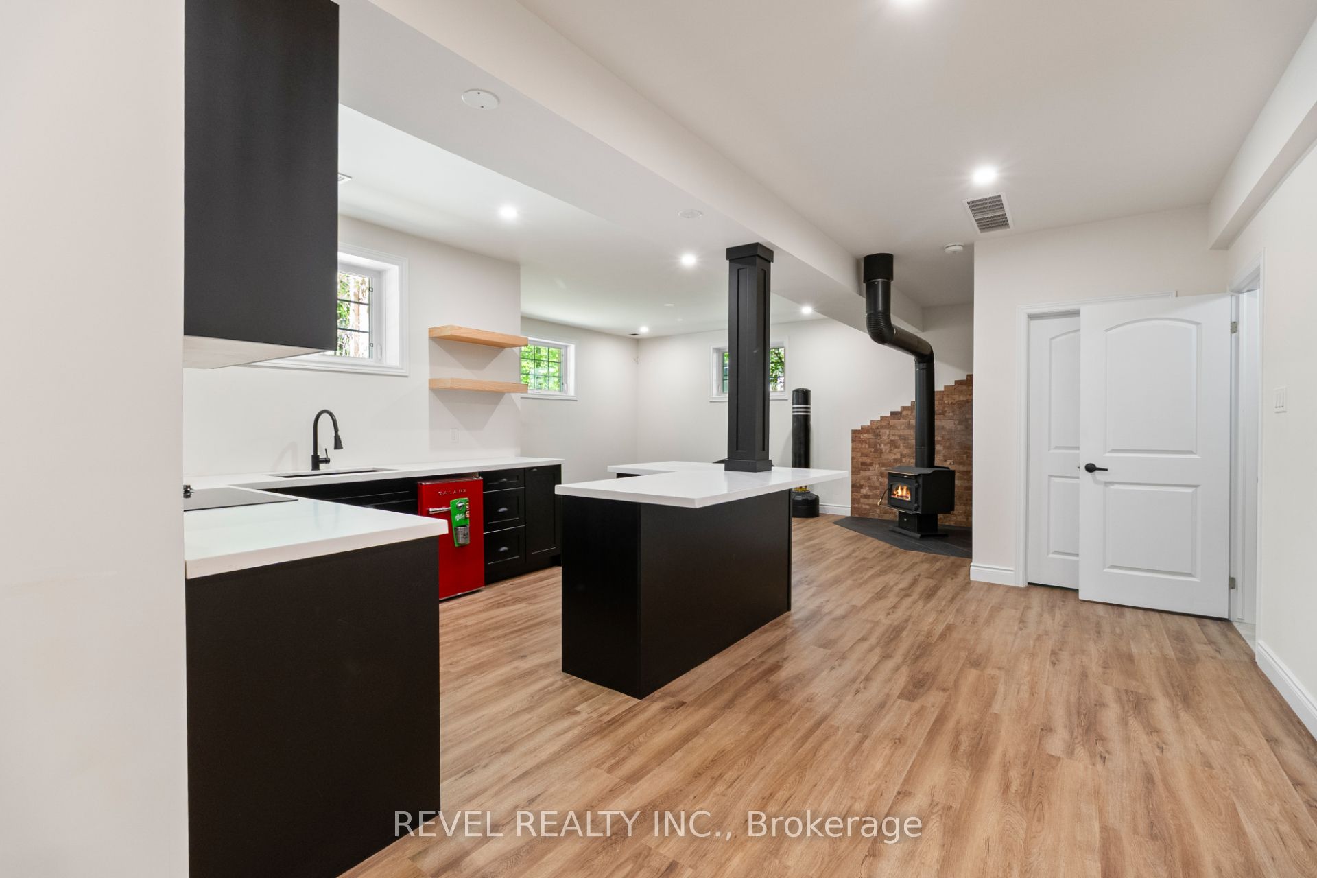 23 Laddie Lane Property Photo 31