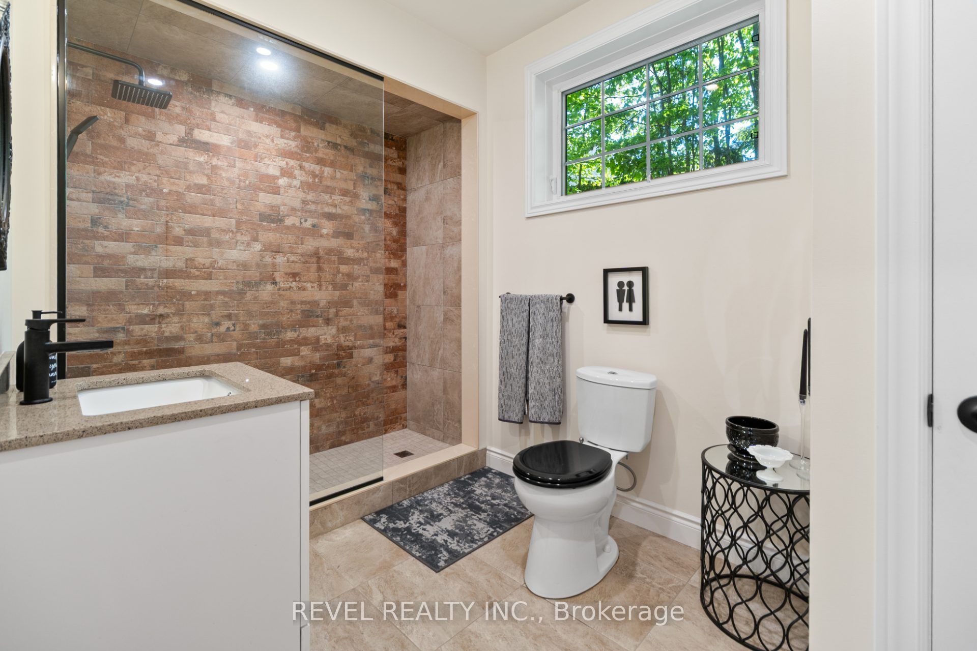 23 Laddie Lane Property Photo 39