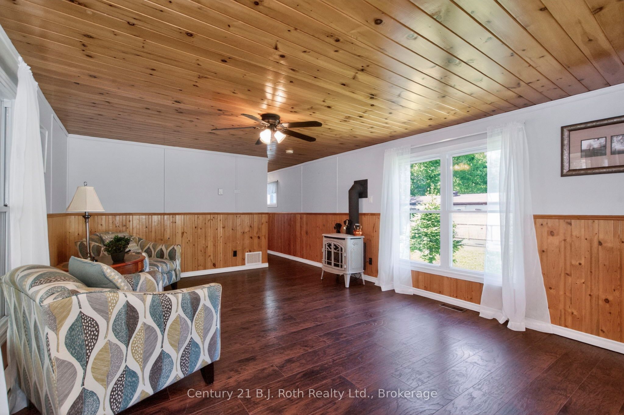 5263 Elliott Side Road 51 Property Photo 18