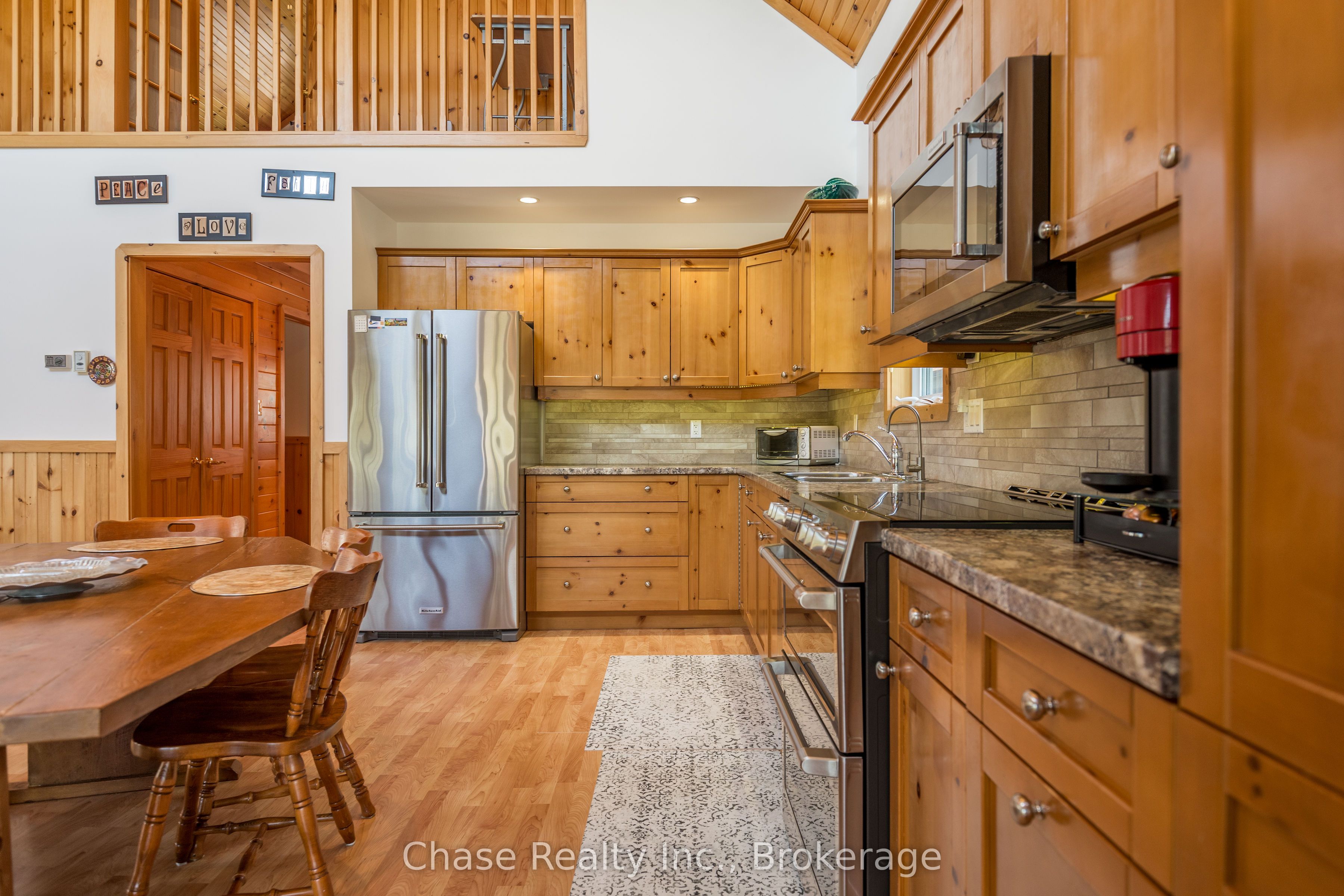 47 Madawaska Trail Property Photo 8