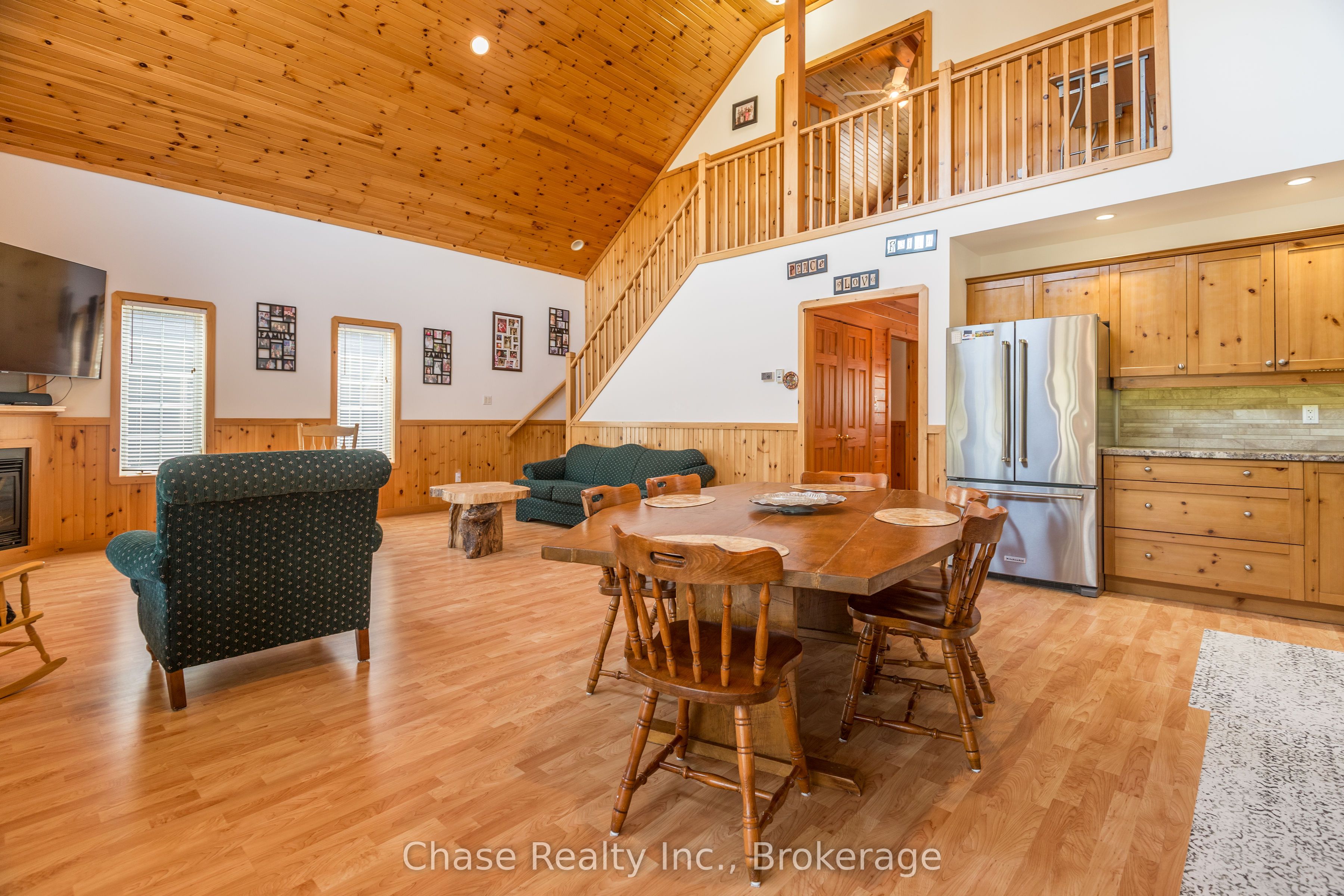 47 Madawaska Trail Property Photo 10