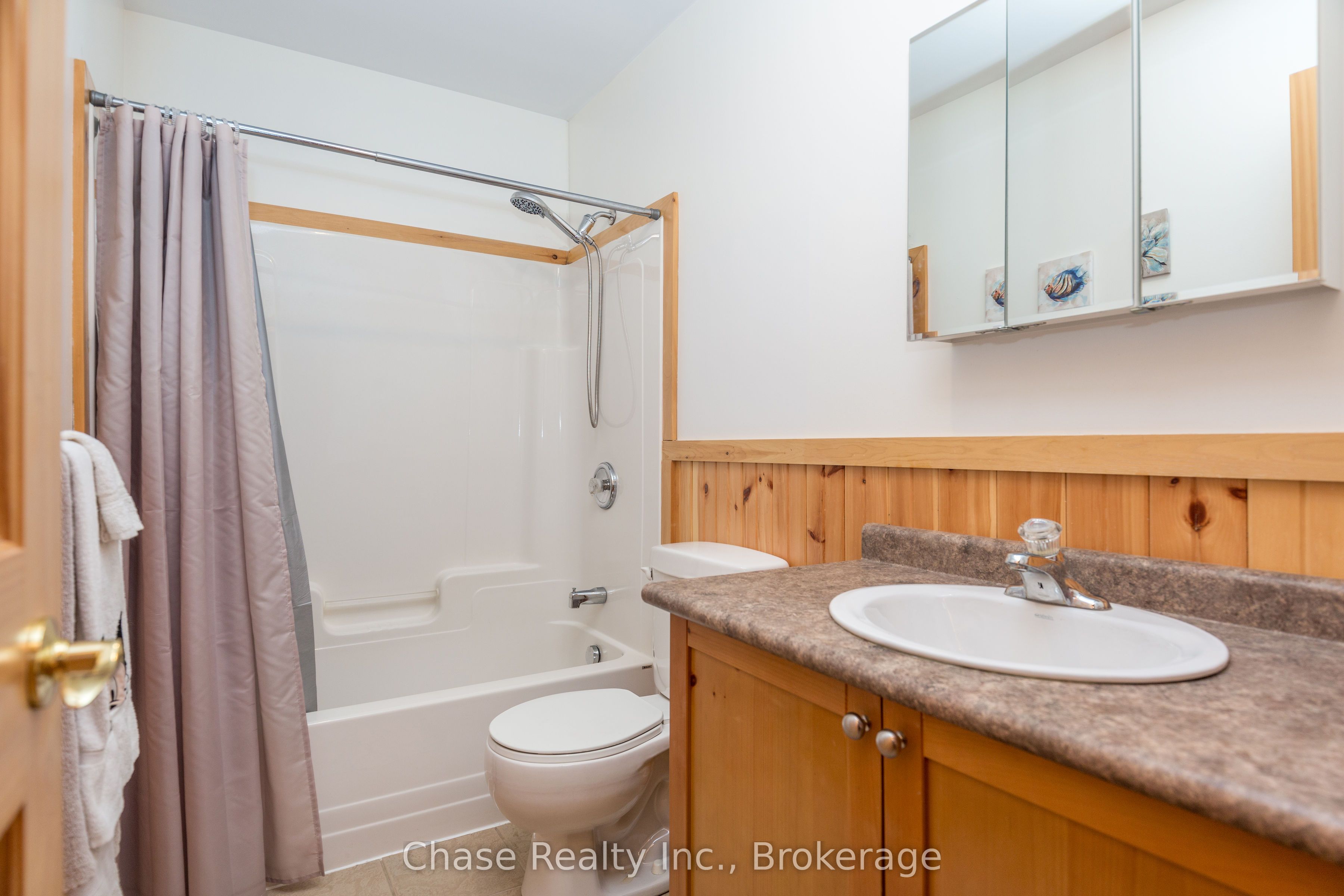 47 Madawaska Trail Property Photo 13