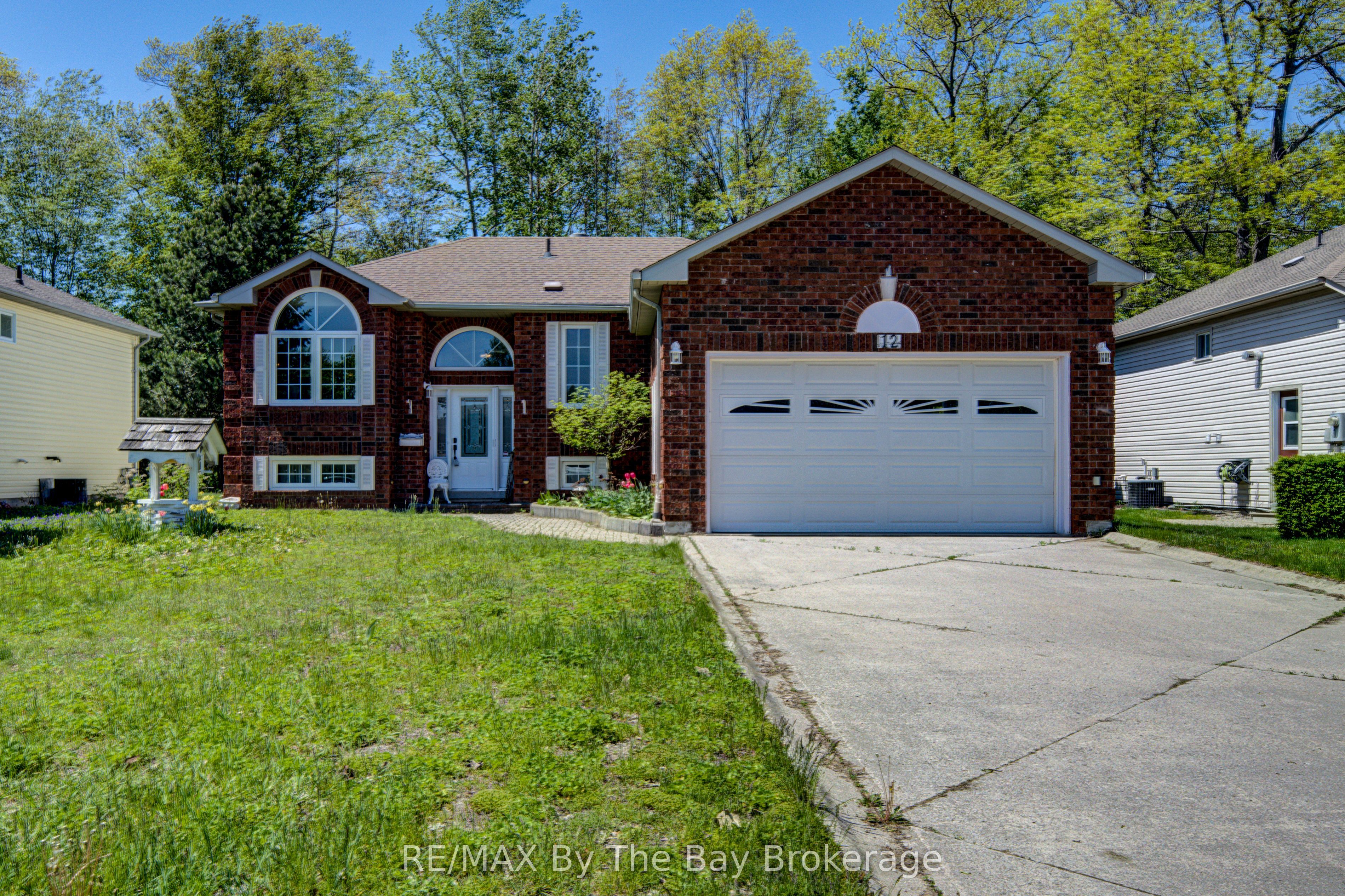 12 Silver Birch Avenue Property Photo 1