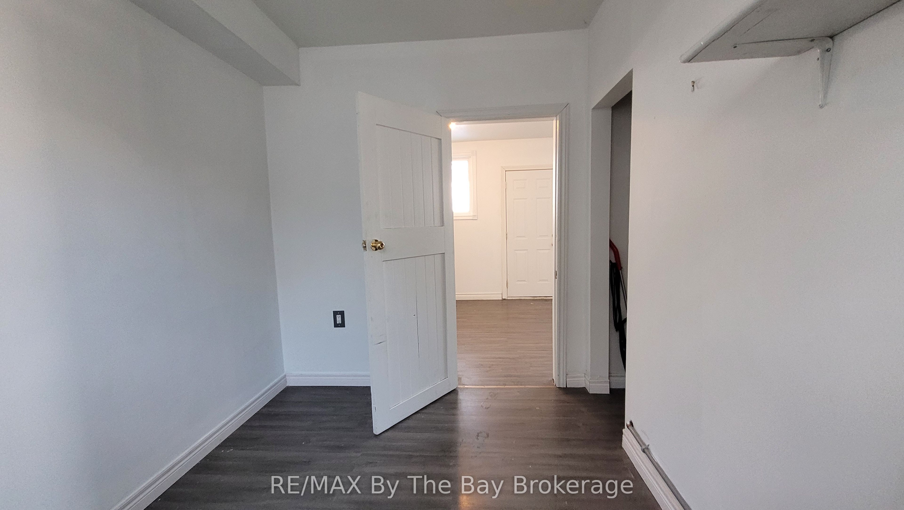 280 River Road E B12 Property Photo 7