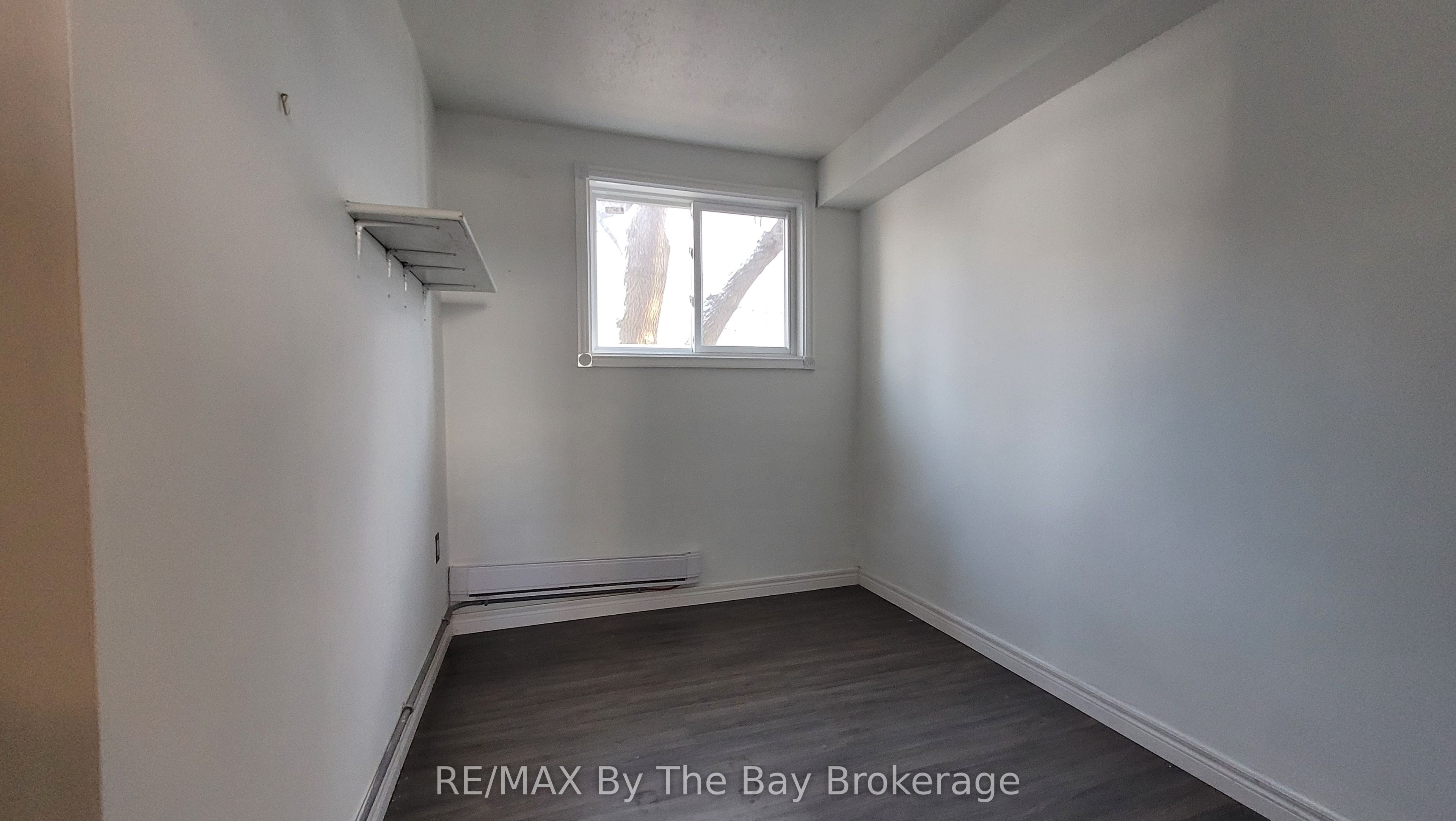 280 River Road E B12 Property Photo 8