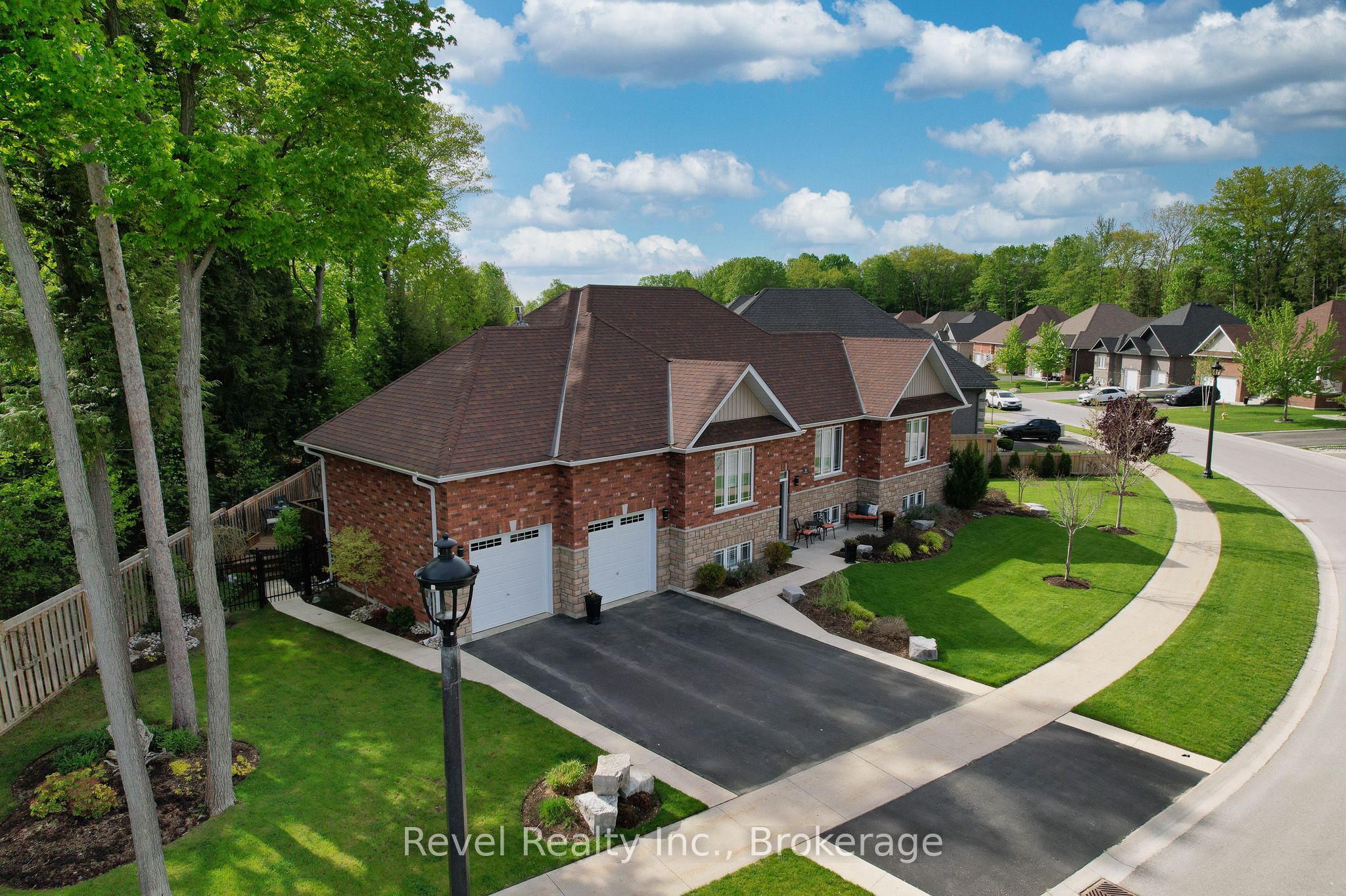 31 Natures Trail Property Photo 4