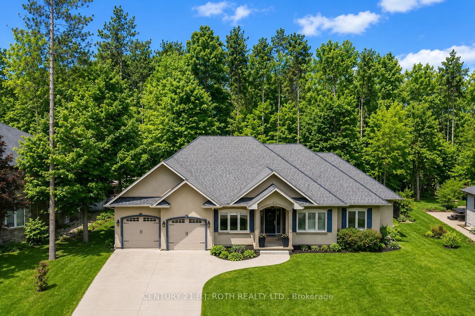 33 Reilly's Run Property Photo 1