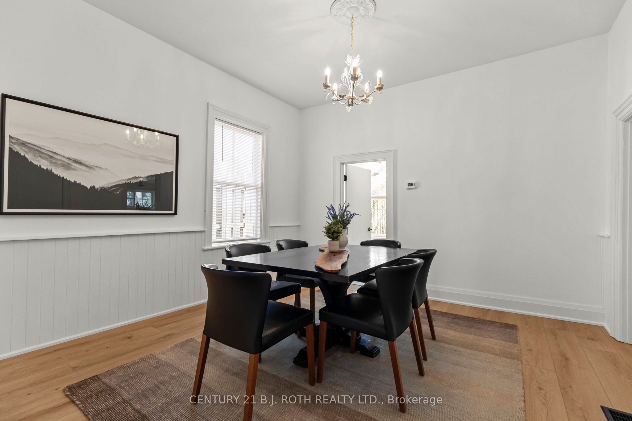 13 Nelson Square E Property Photo 19