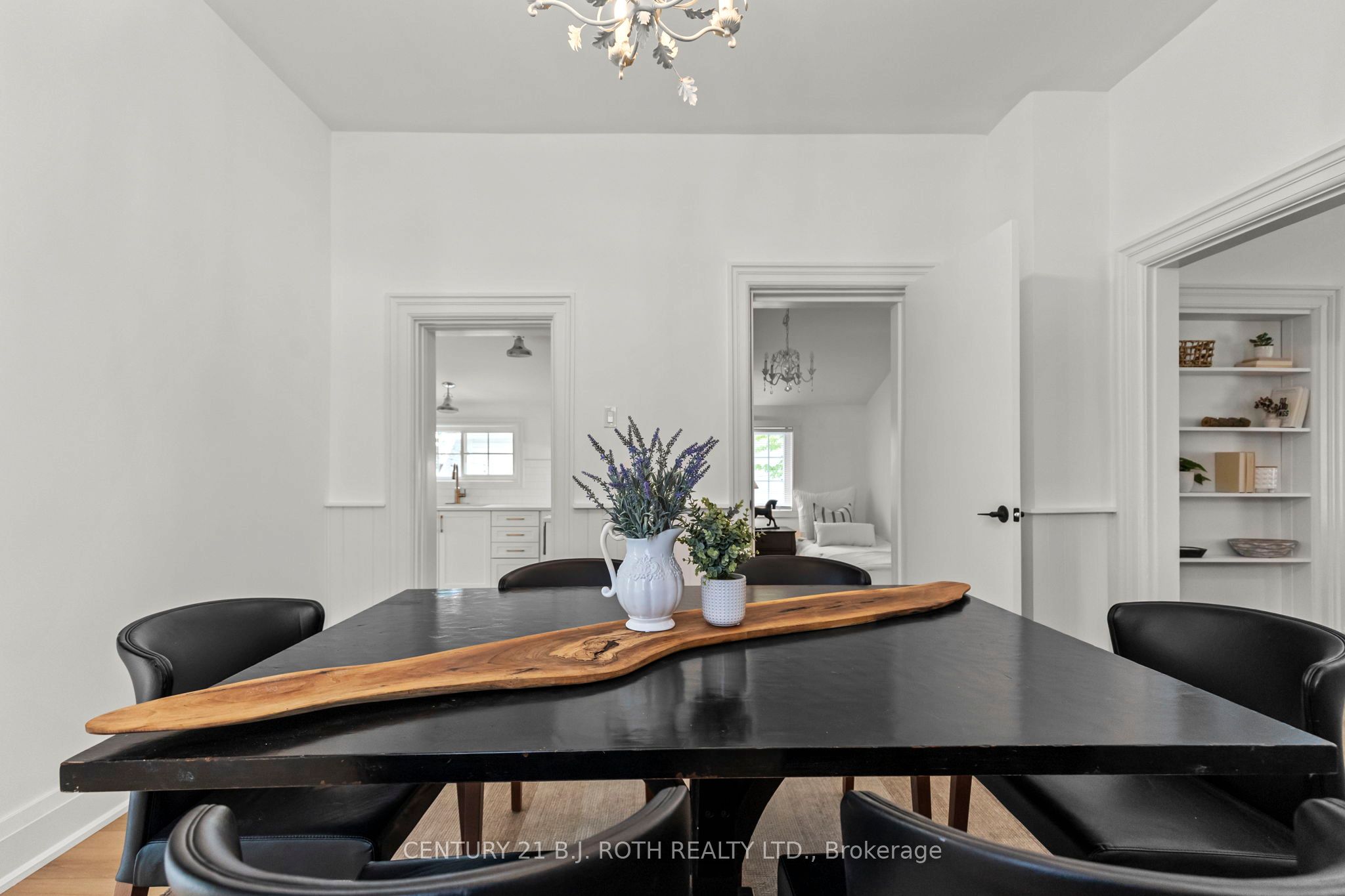 13 Nelson Square E Property Photo 21