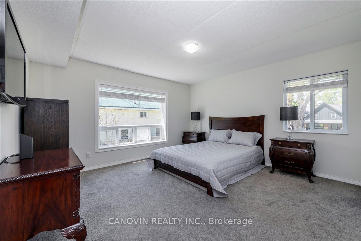 107 Bond Street 202 Property Photo 11