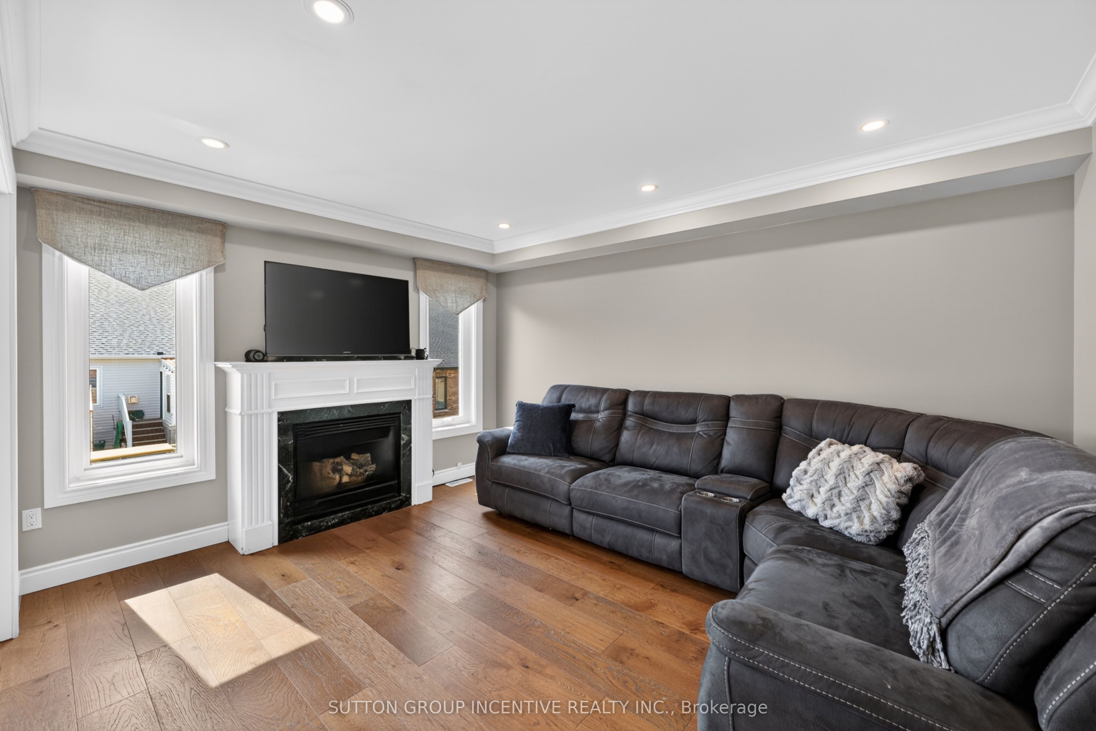 60 Succession Crescent Property Photo 10