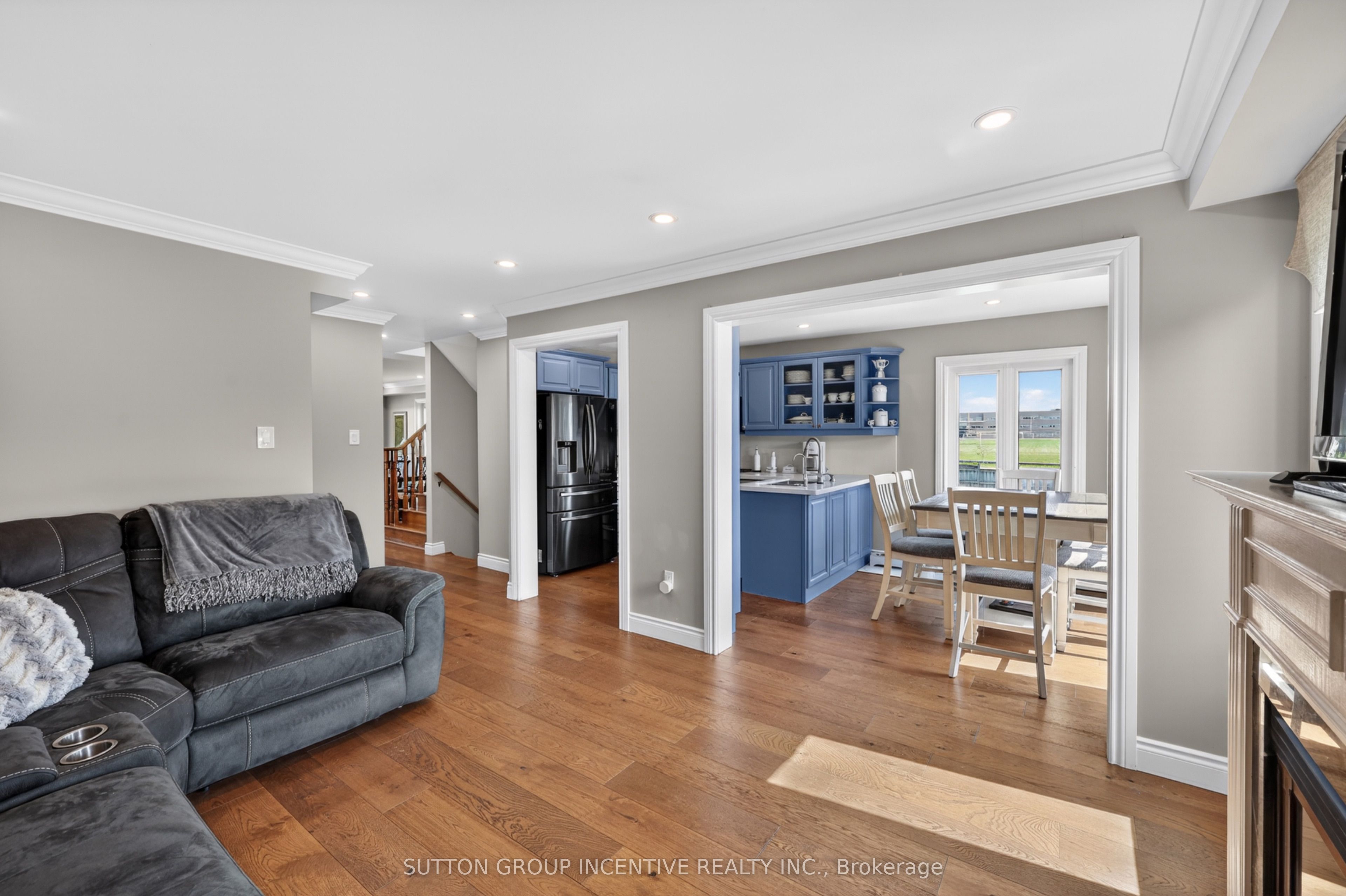 60 Succession Crescent Property Photo 11
