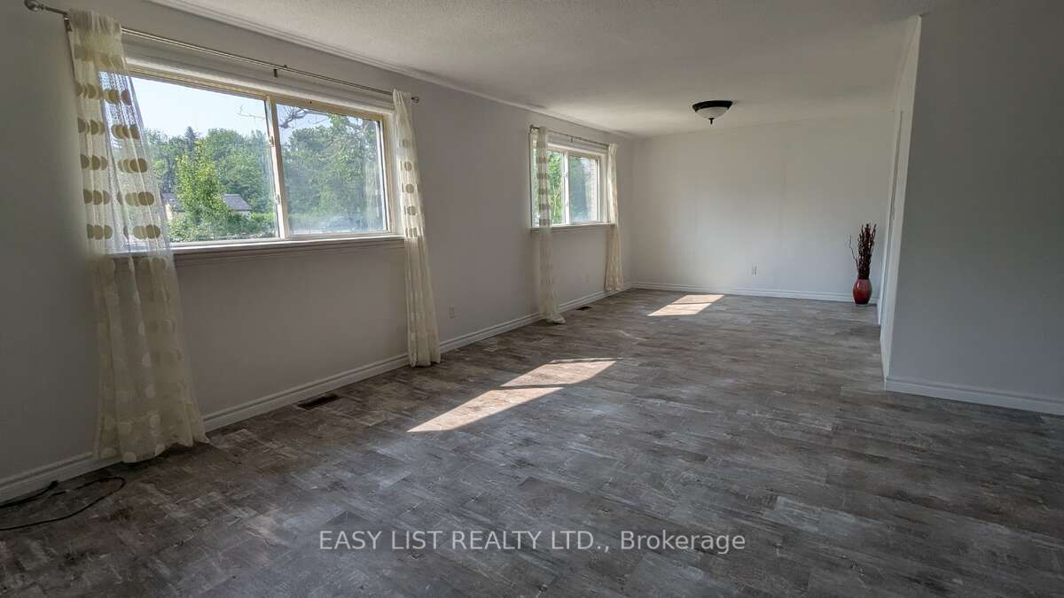 3783 Campbell Road Property Photo 5