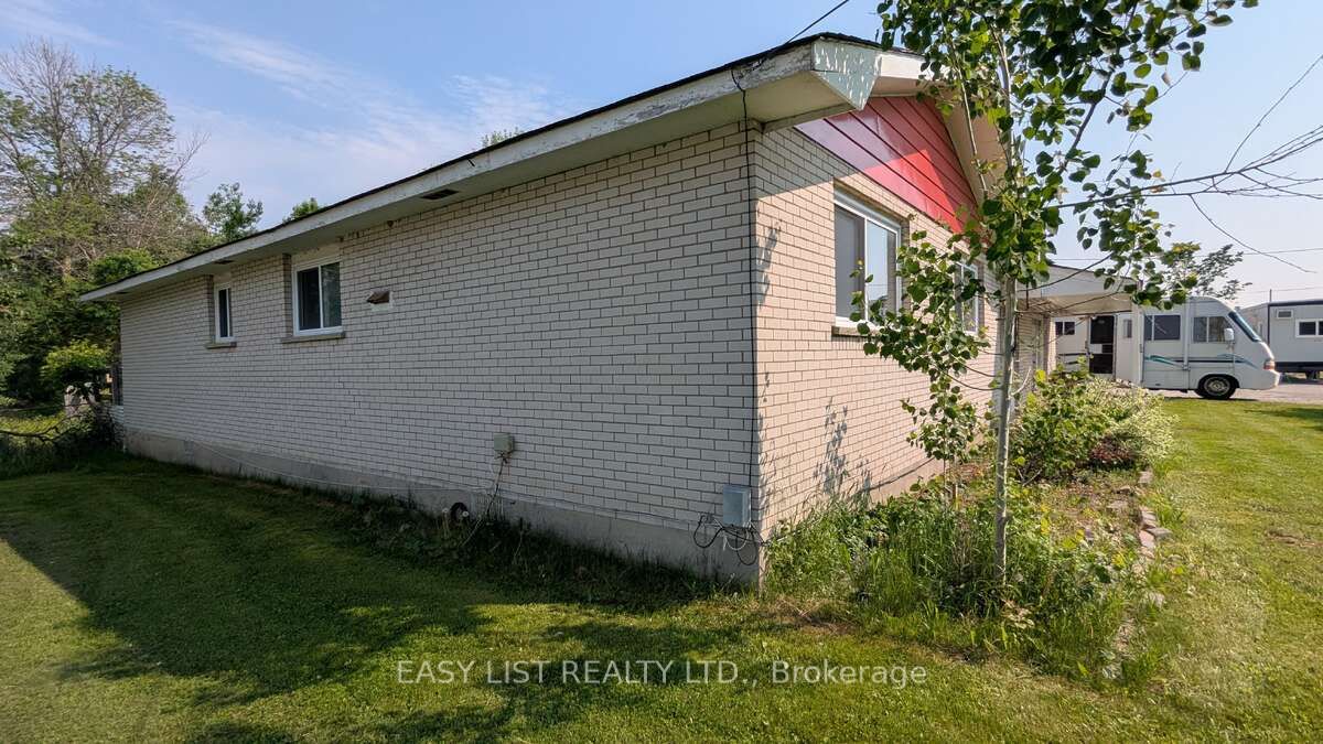 3783 Campbell Road Property Photo 9