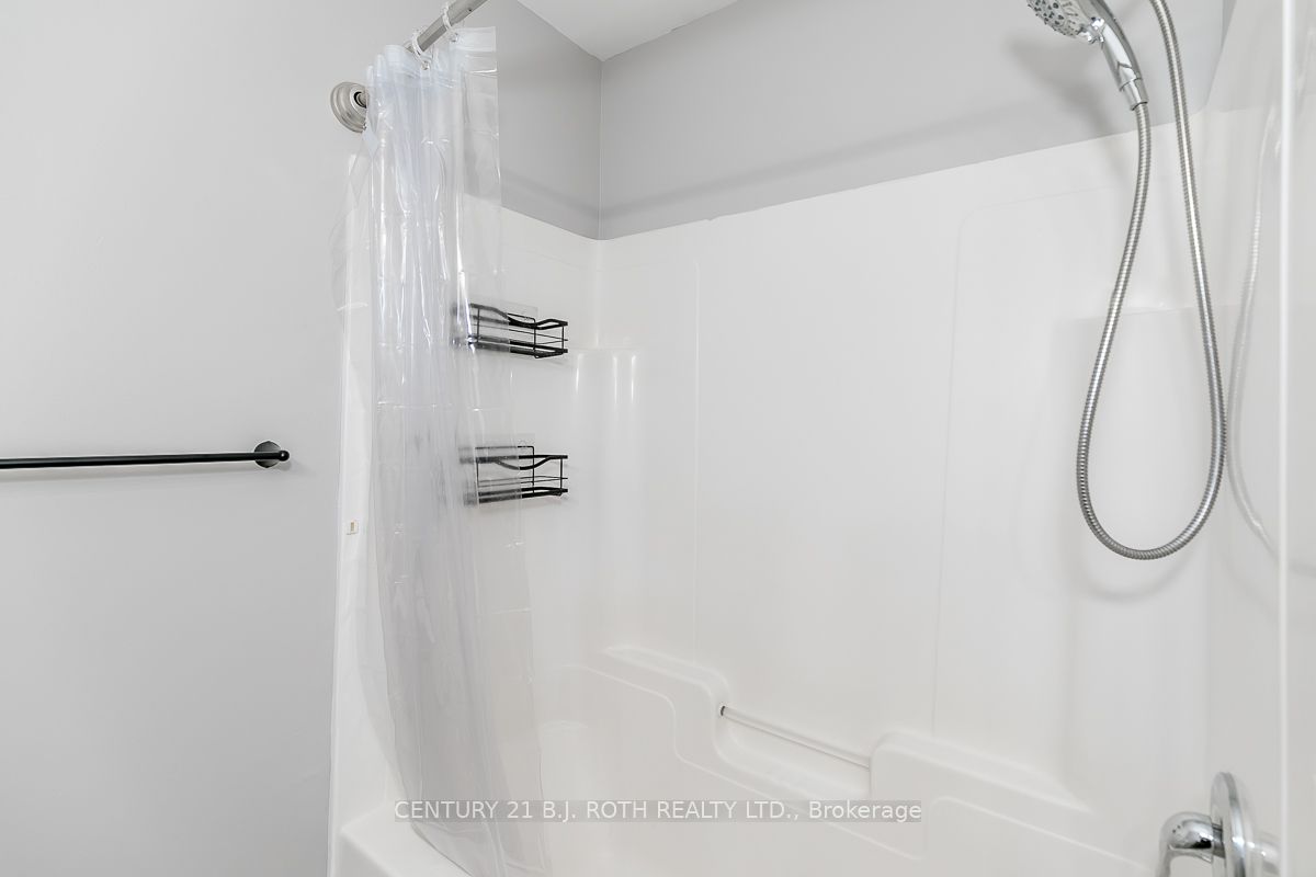 430 Mapleview Drive E 18 Property Photo 31