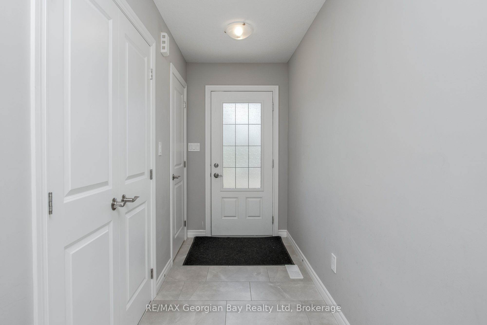 956 Cook Drive Property Photo 2