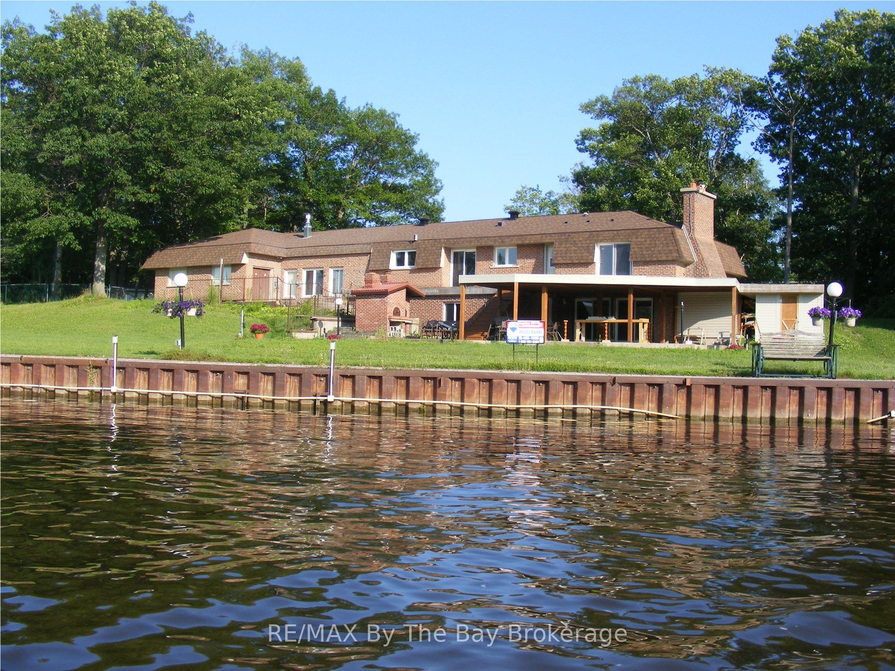 10 Edgewater Road Property Photo 1