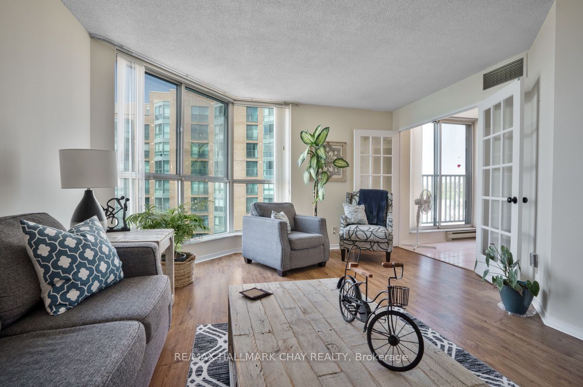 150 Dunlop Street E 1104 Property Photo 4