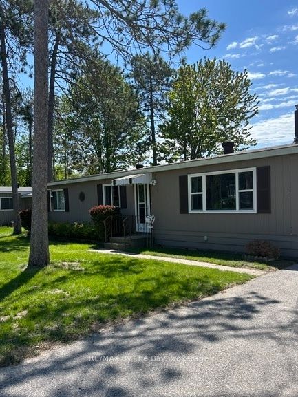 3 Golf Avenue Property Photo 2