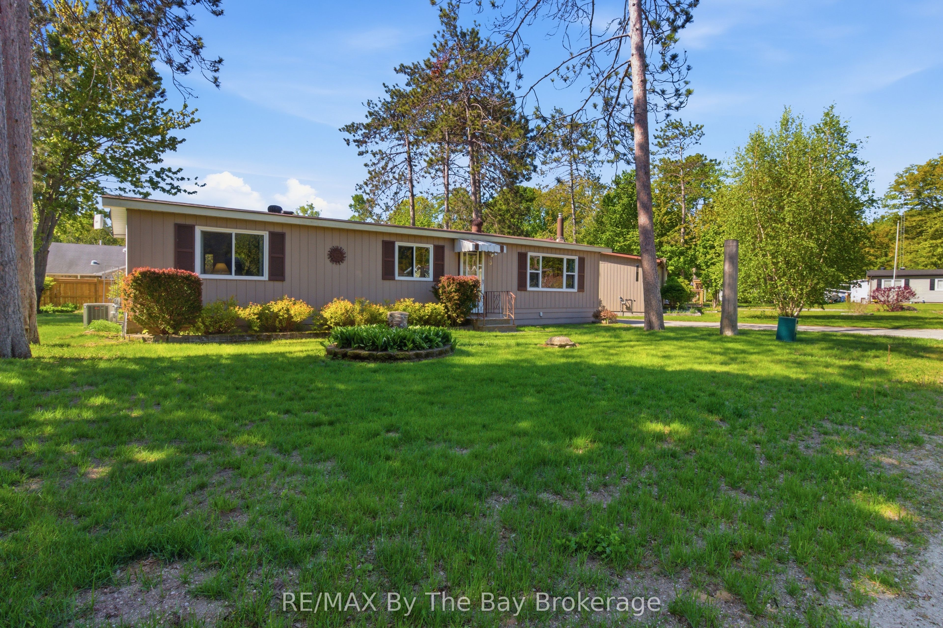 3 Golf Avenue Property Photo 3