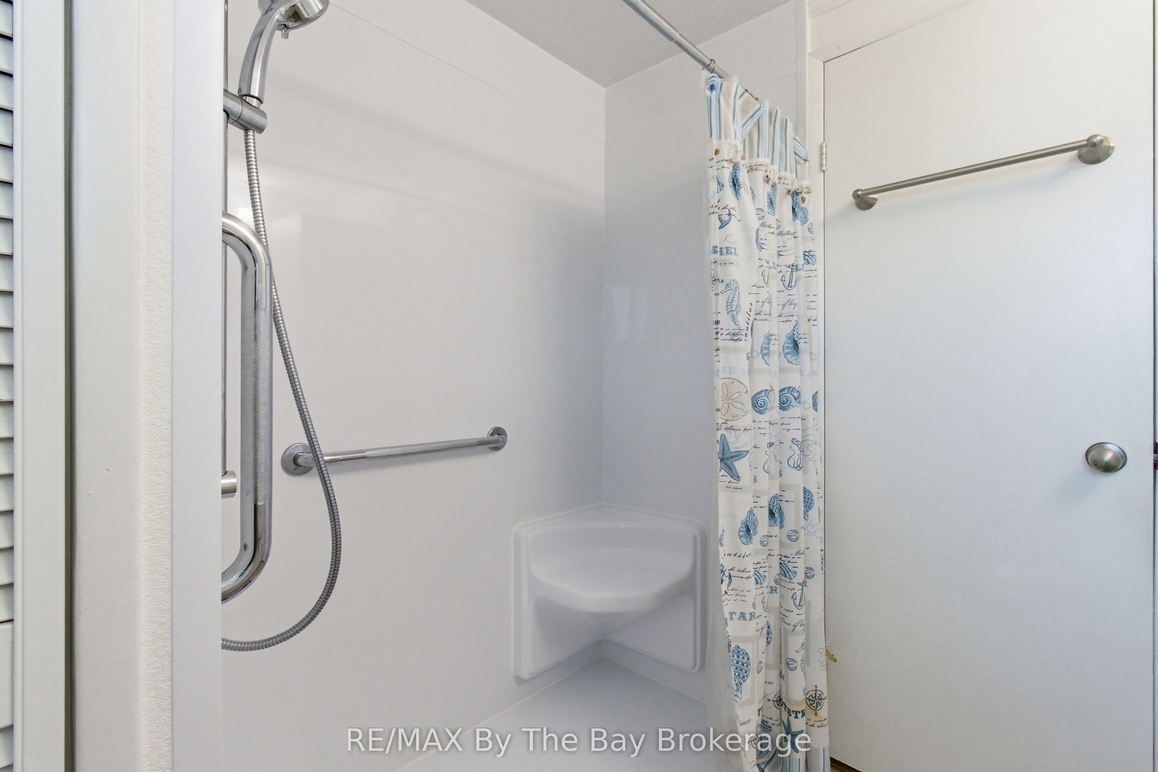 3 Golf Avenue Property Photo 20