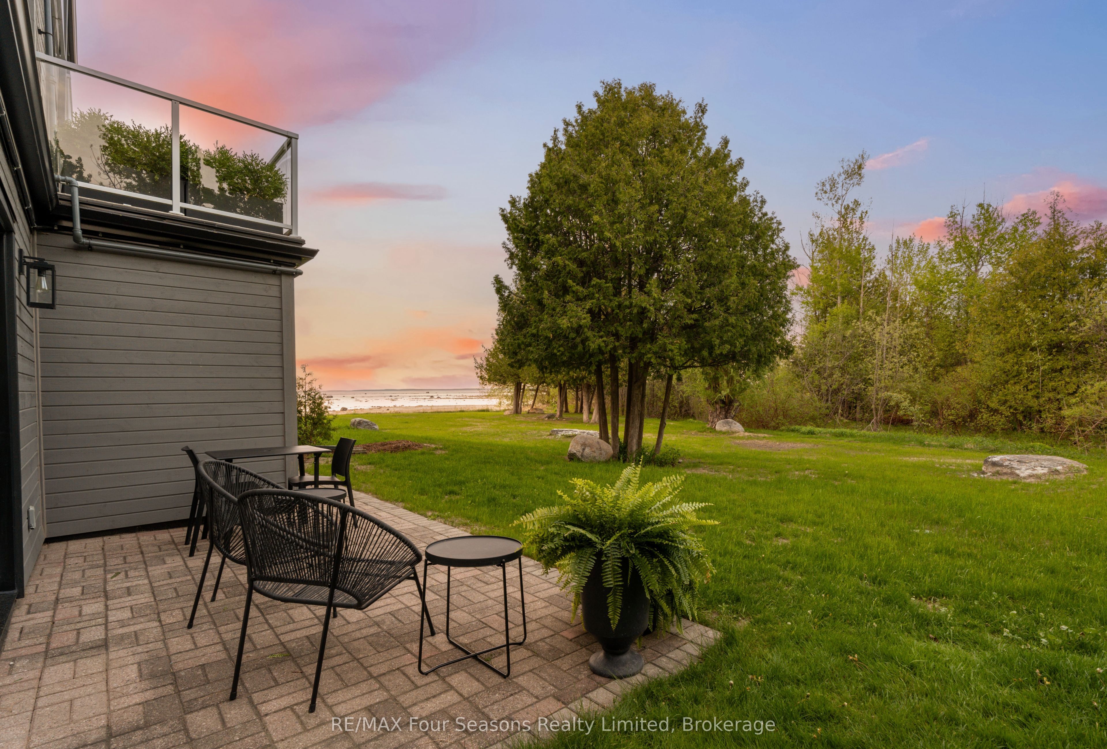 44 Trott Boulevard 7 Property Photo 1
