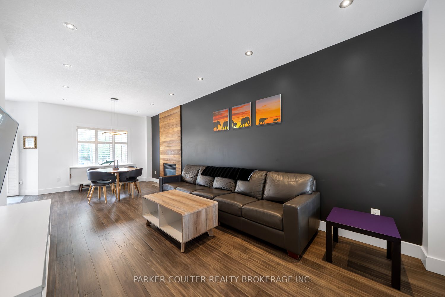9 Surrey Drive Property Photo 4