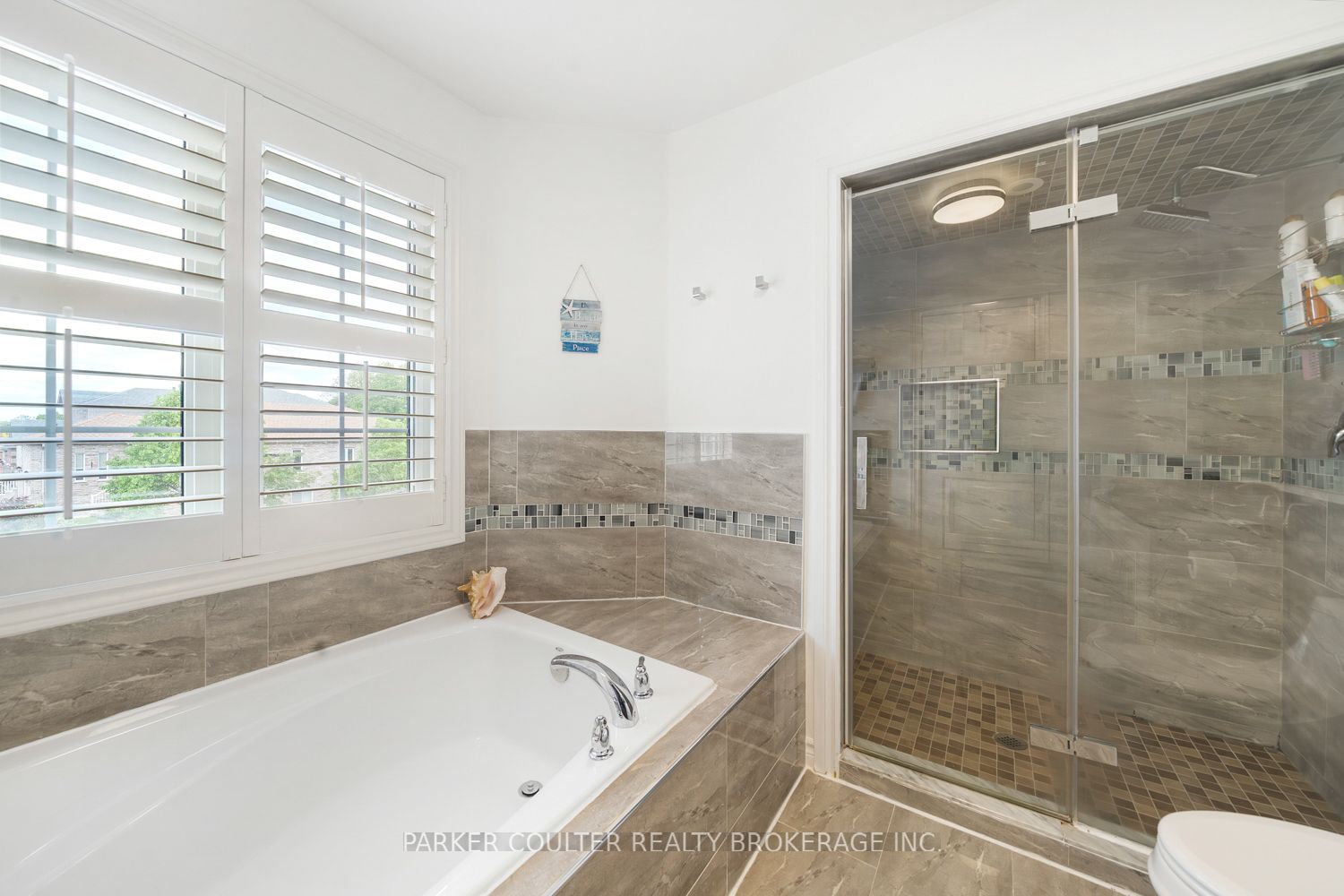 9 Surrey Drive Property Photo 19