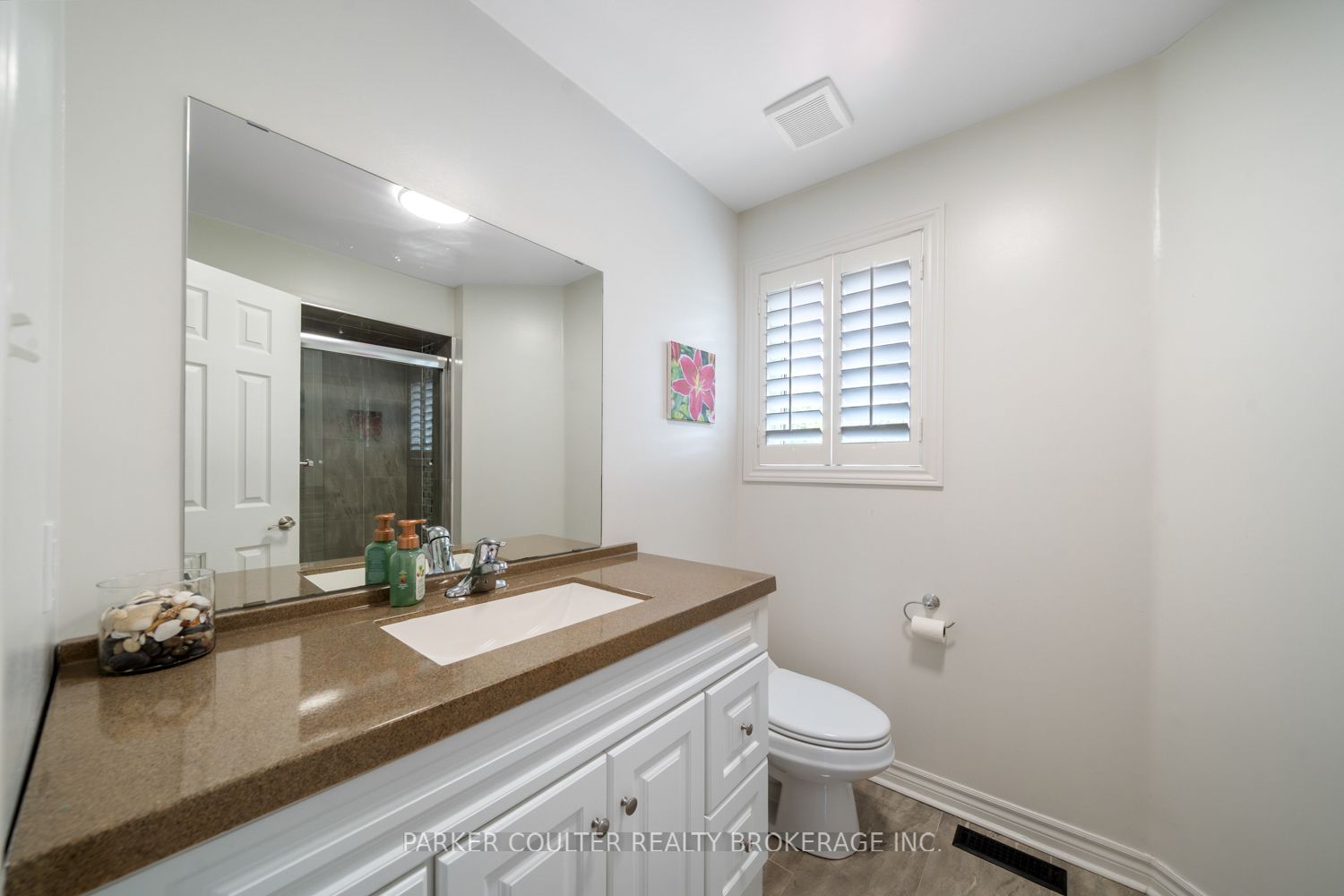9 Surrey Drive Property Photo 24