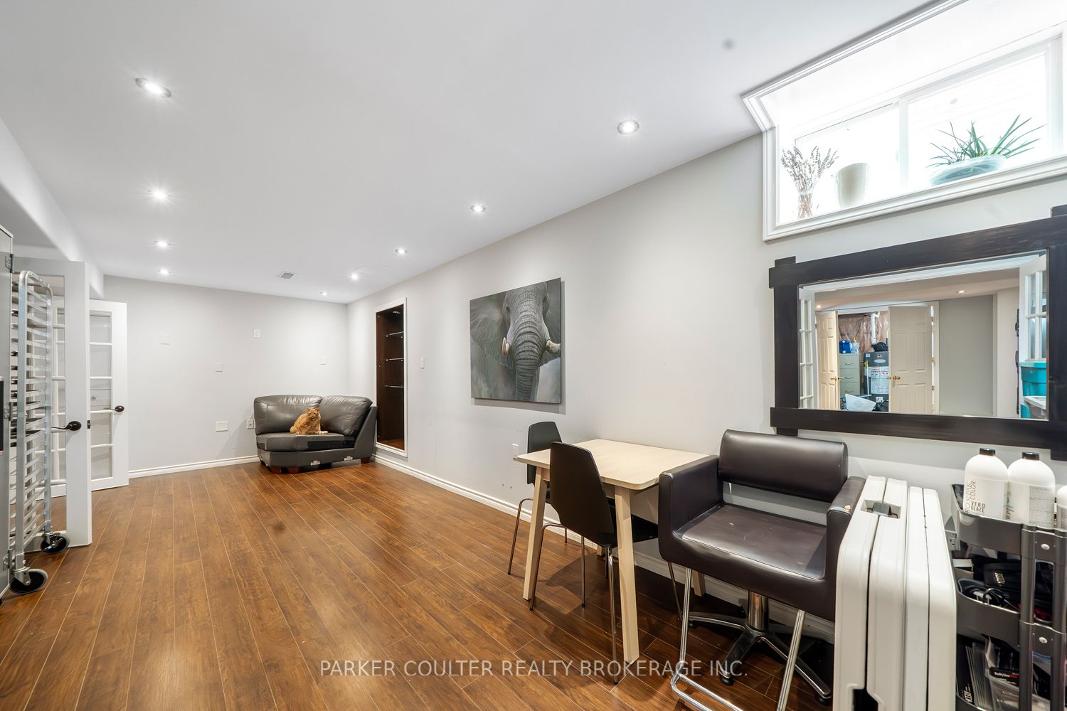 9 Surrey Drive Property Photo 27