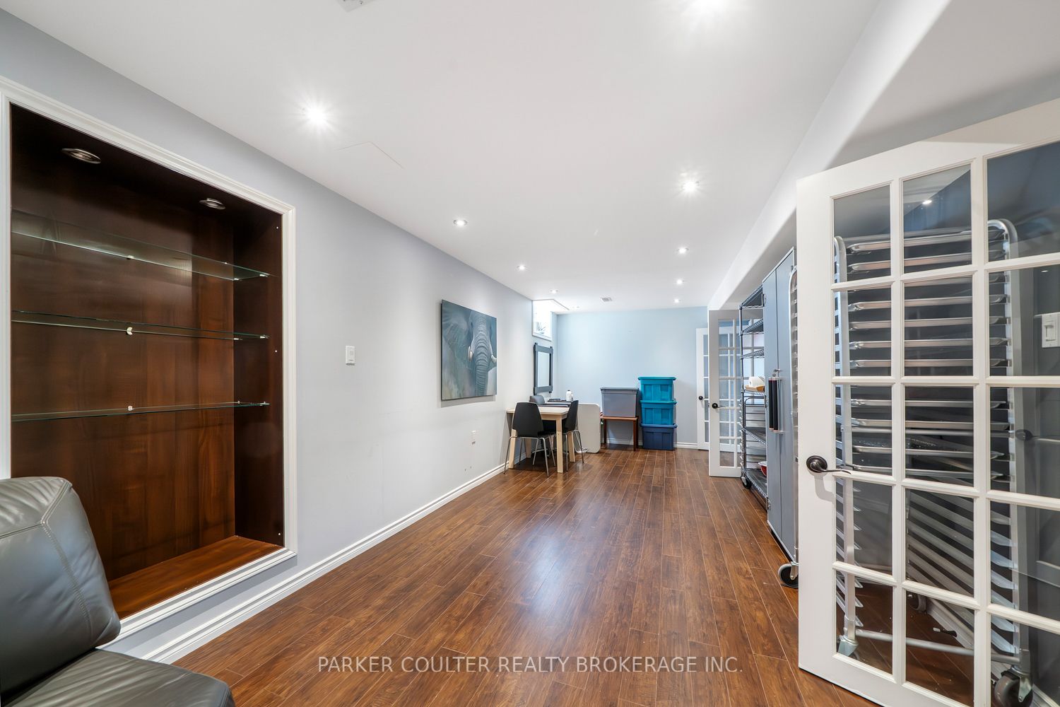 9 Surrey Drive Property Photo 29