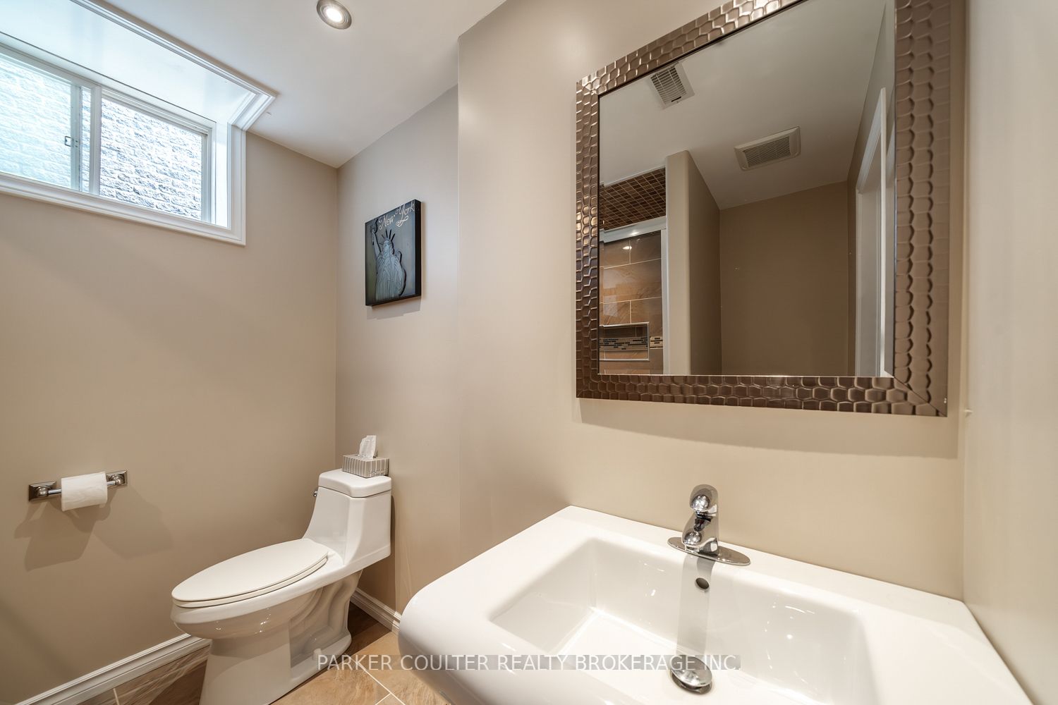 9 Surrey Drive Property Photo 31