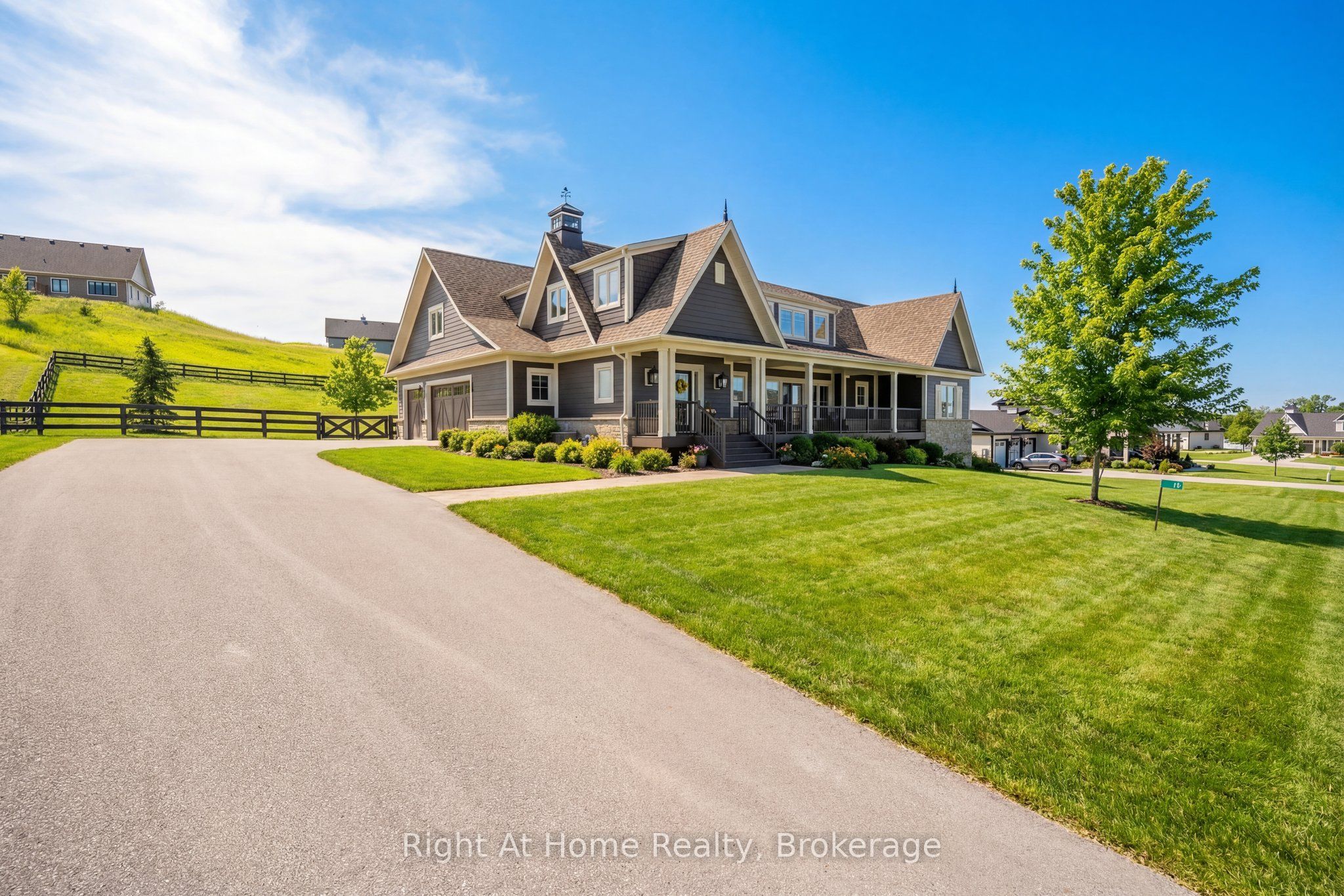 16 Gelderland Crescent Property Photo 1