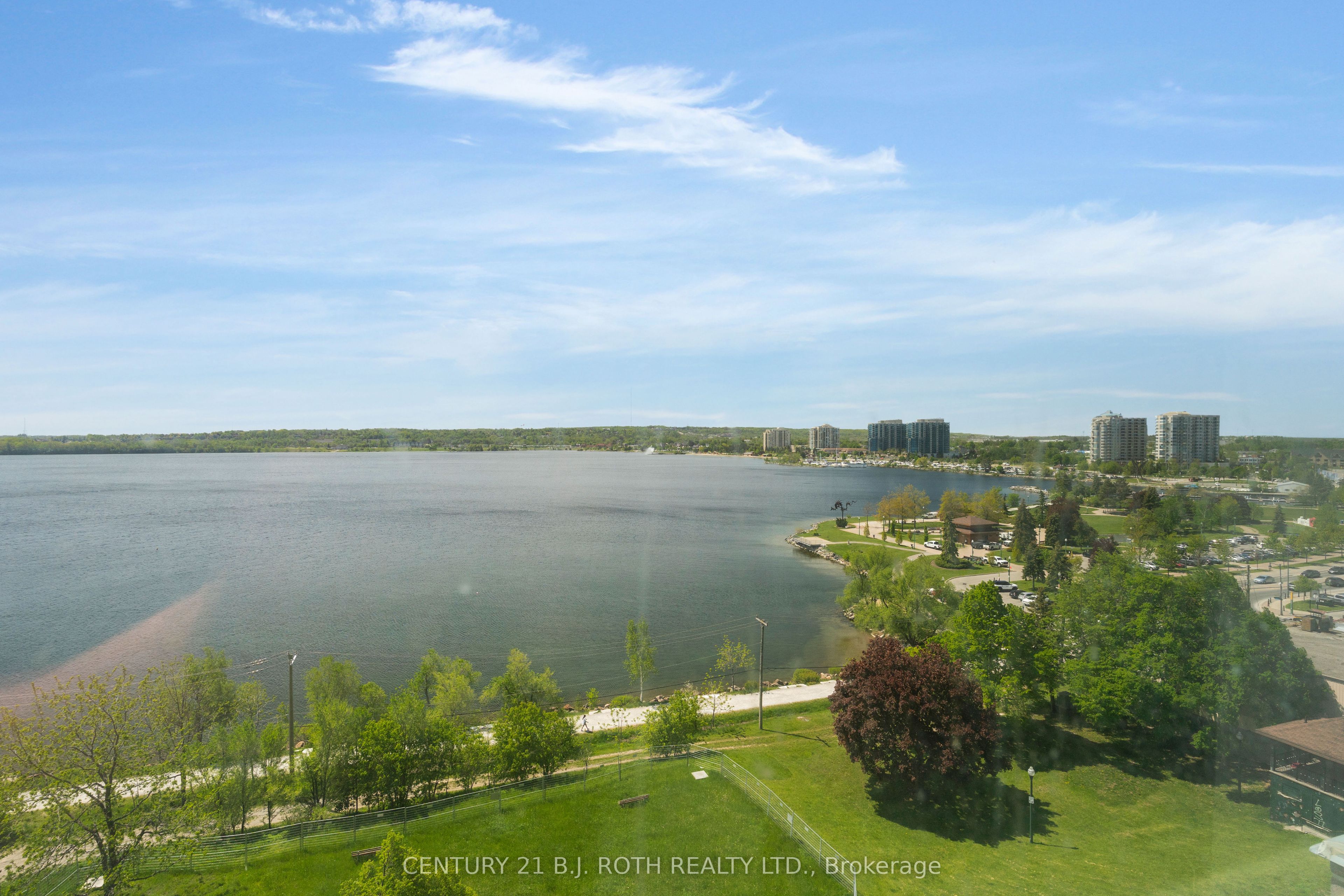 150 Dunlop Street E 807 Property Photo 9