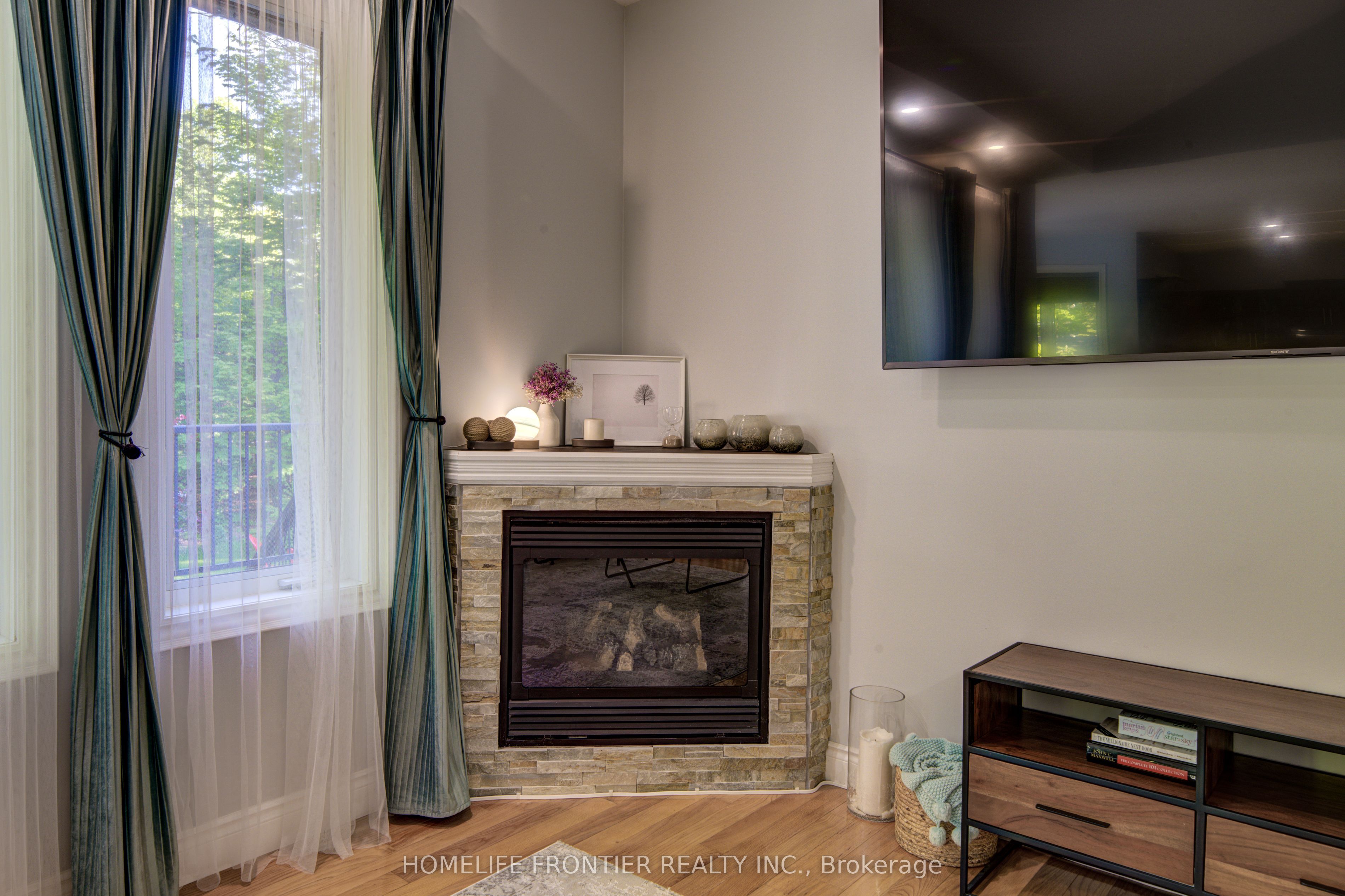 42 Forest Circle Property Photo 5